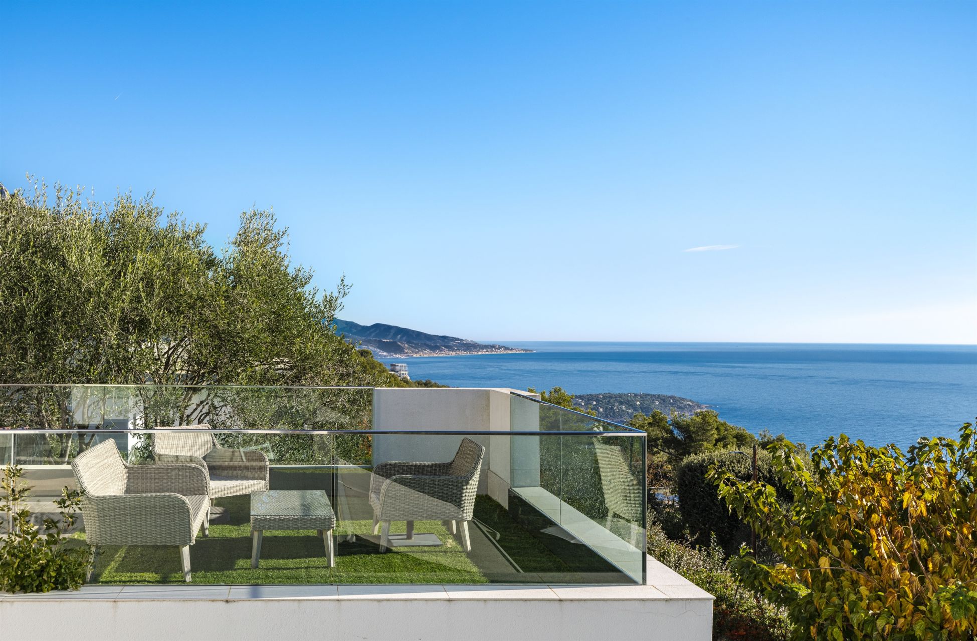 maison contemporaine 8 Pièces en vente sur LA TURBIE (06320)
