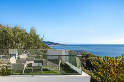Vente Maison contemporaine La Turbie 8&nbsp;Pièces 269&nbsp;m²