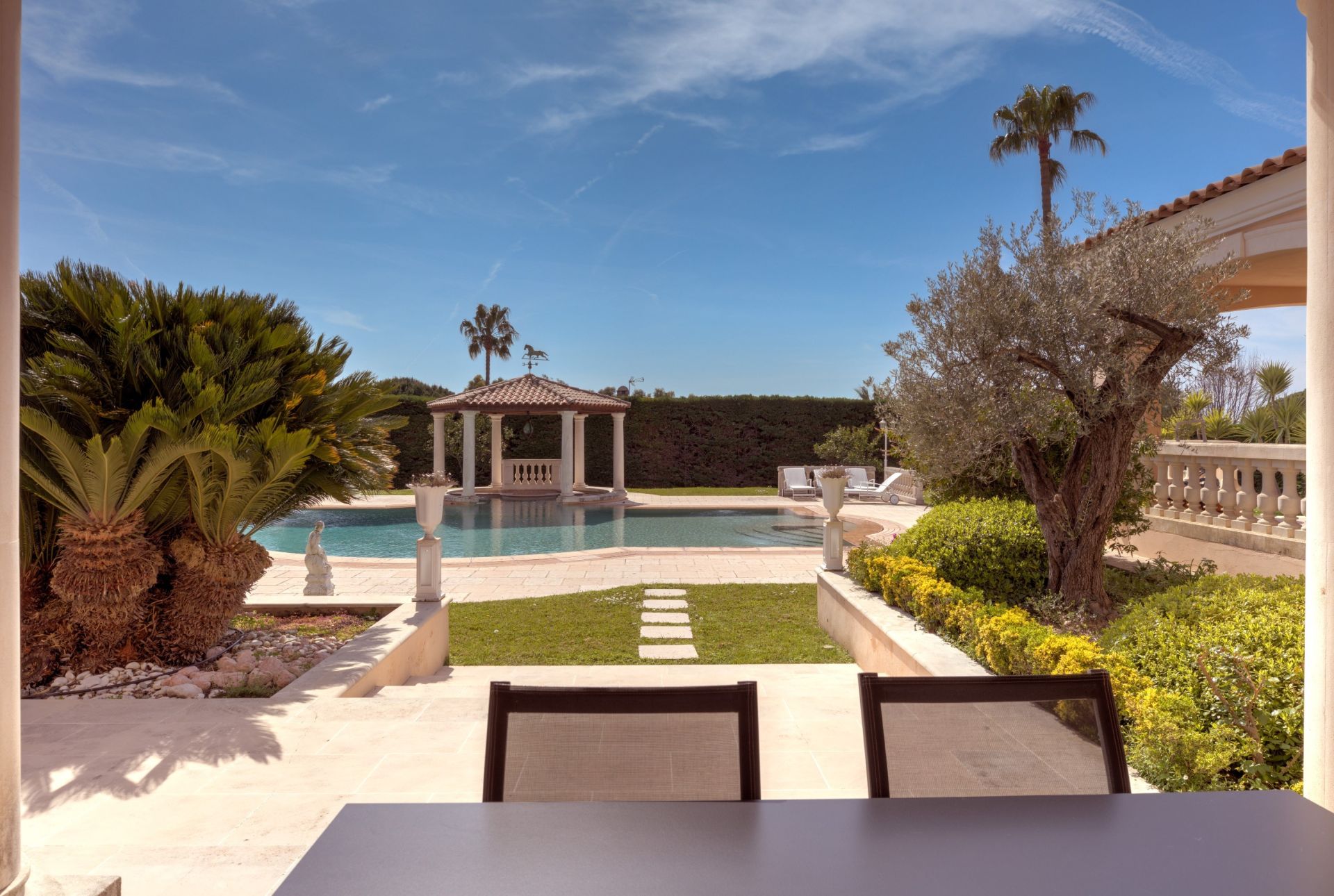 villa 7 Pièces en vente sur CAP D ANTIBES (06160)