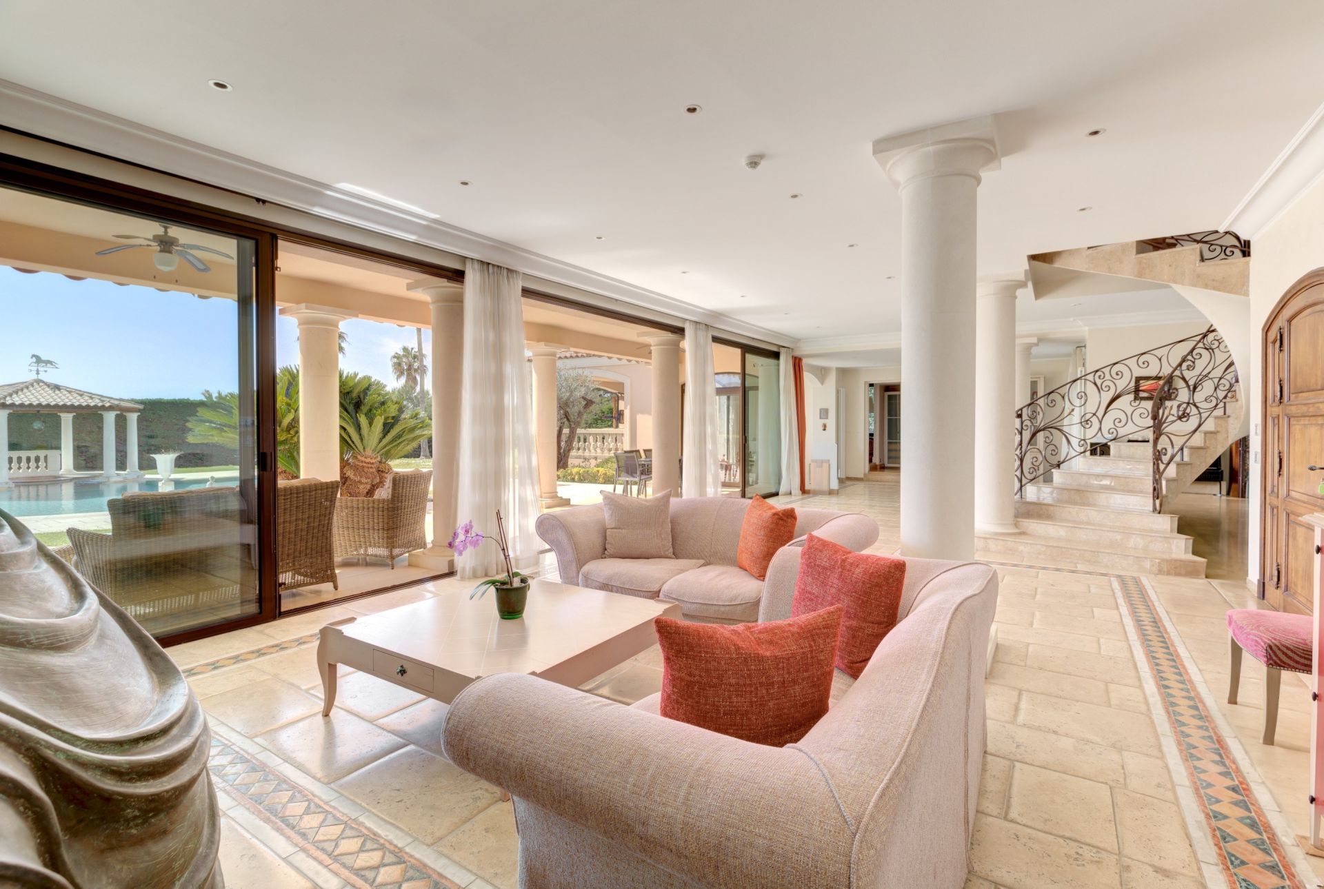 villa 7 Pièces en vente sur CAP D ANTIBES (06160)