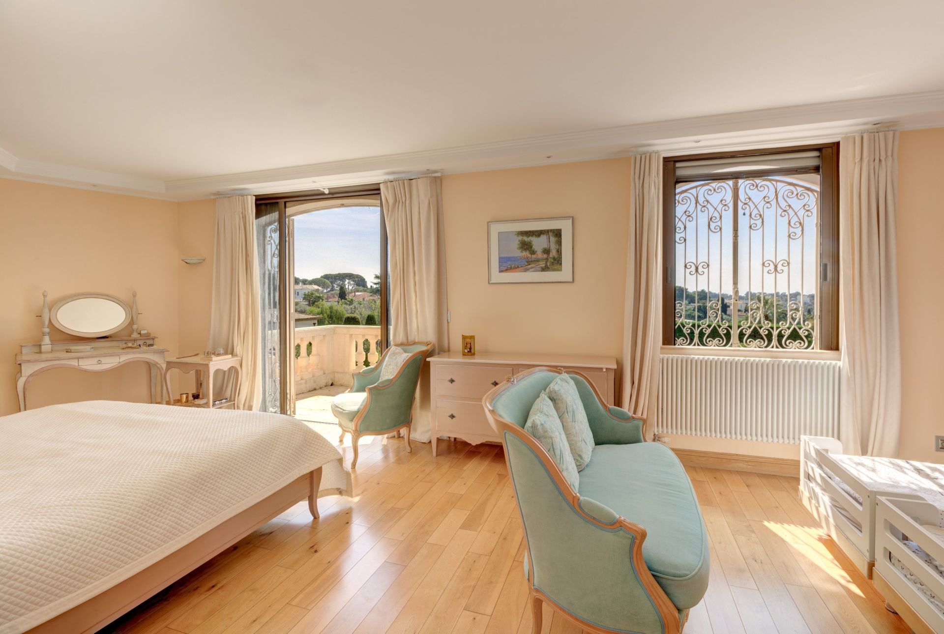 villa 7 Pièces en vente sur CAP D ANTIBES (06160)