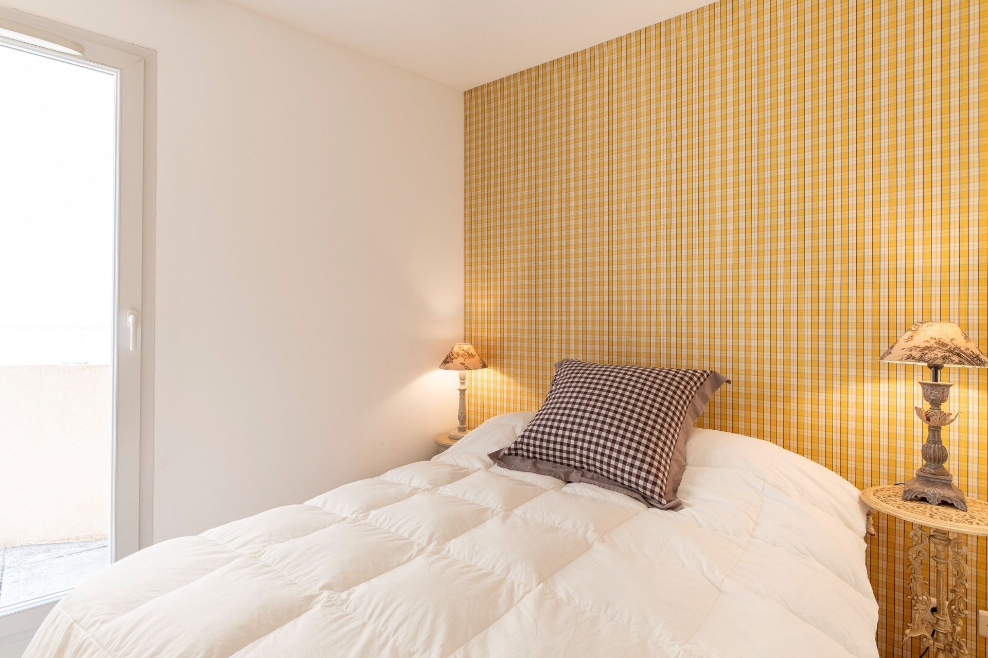 apartment 2 Rooms for sale on BEAUSOLEIL (06240)