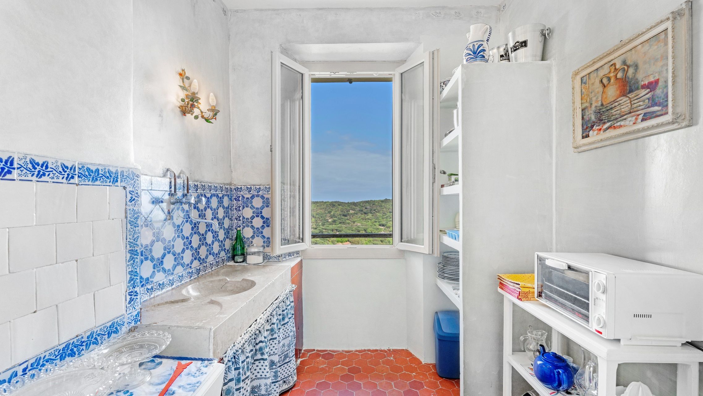 apartment 4 Rooms for sale on RAMATUELLE (83350)