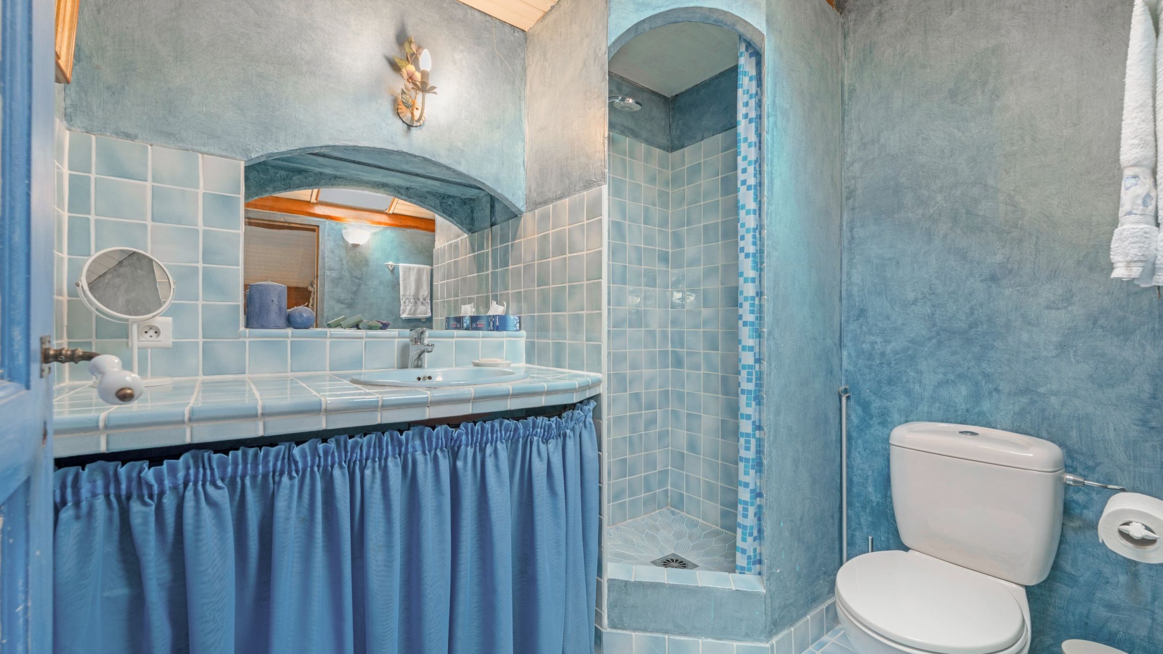 apartment 4 Rooms for sale on RAMATUELLE (83350)