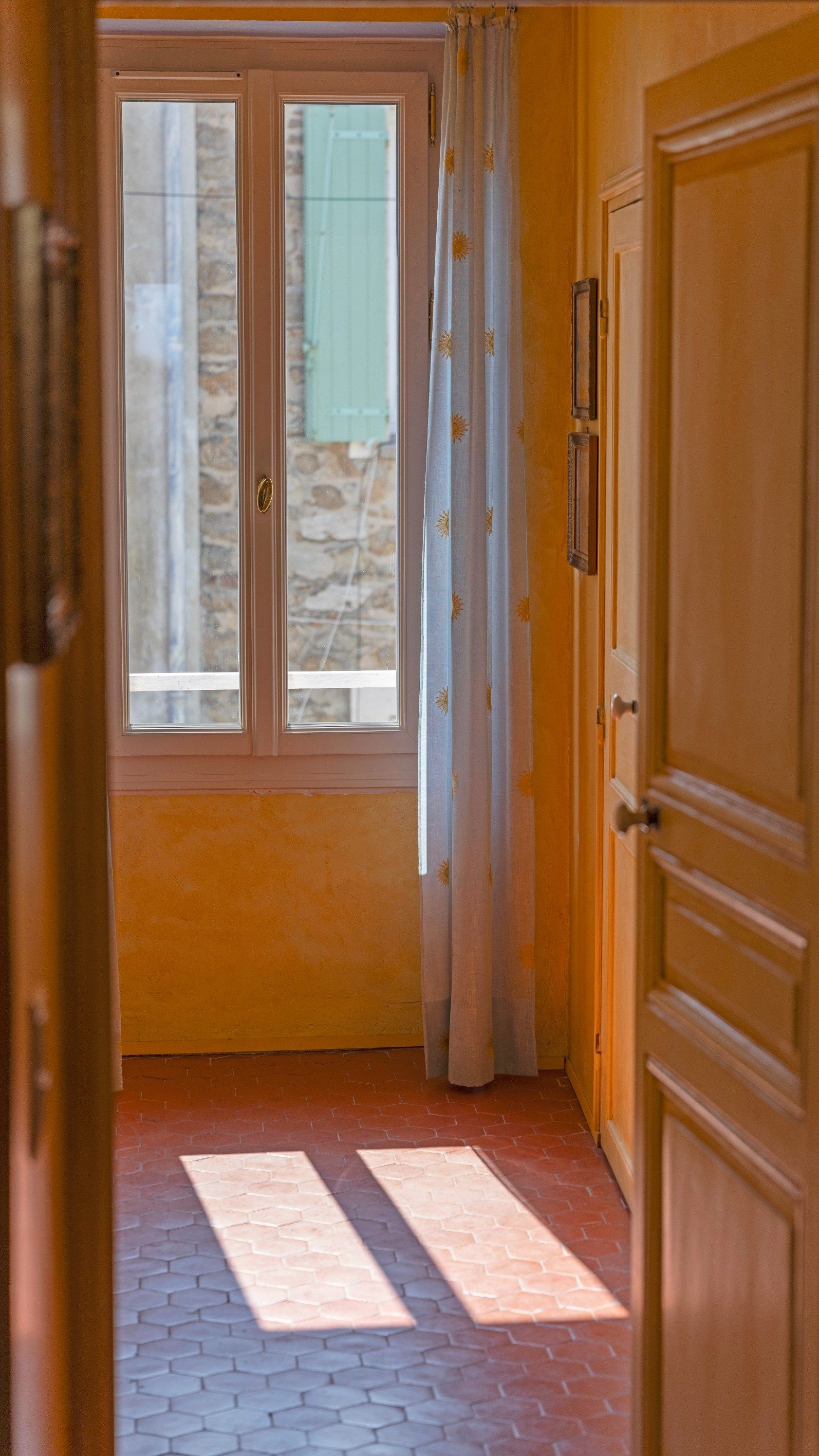 apartment 4 Rooms for sale on RAMATUELLE (83350)