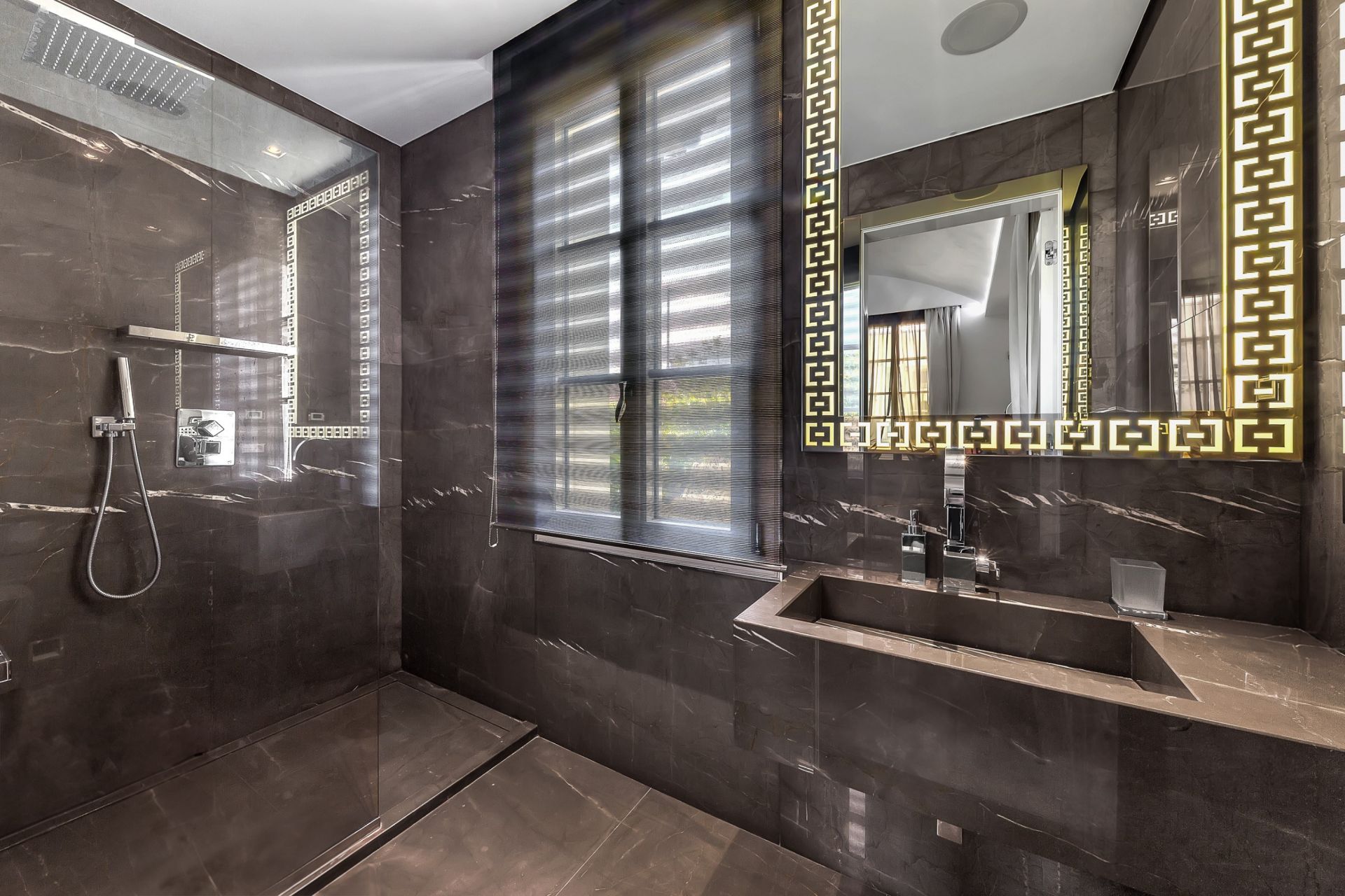 mansion 7 Rooms for sale on ROQUEBRUNE CAP MARTIN (06190)