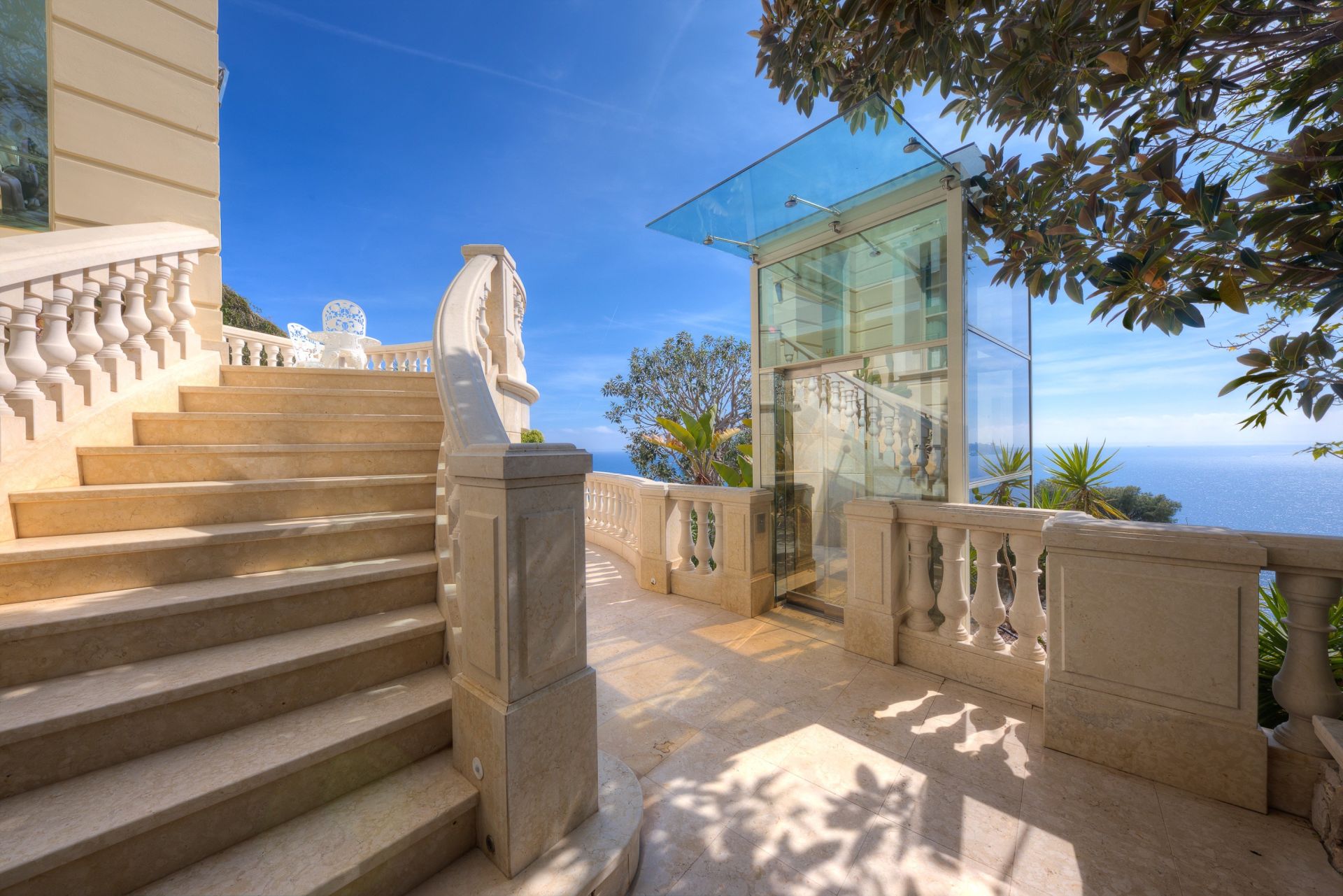 mansion 7 Rooms for sale on ROQUEBRUNE CAP MARTIN (06190)