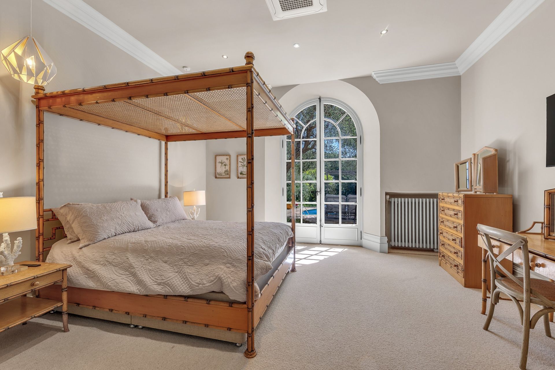 villa 9 Pièces en vente sur ST JEAN CAP FERRAT (06230)