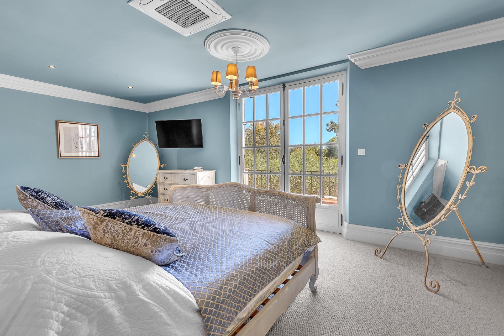 villa 9 Pièces en vente sur ST JEAN CAP FERRAT (06230)