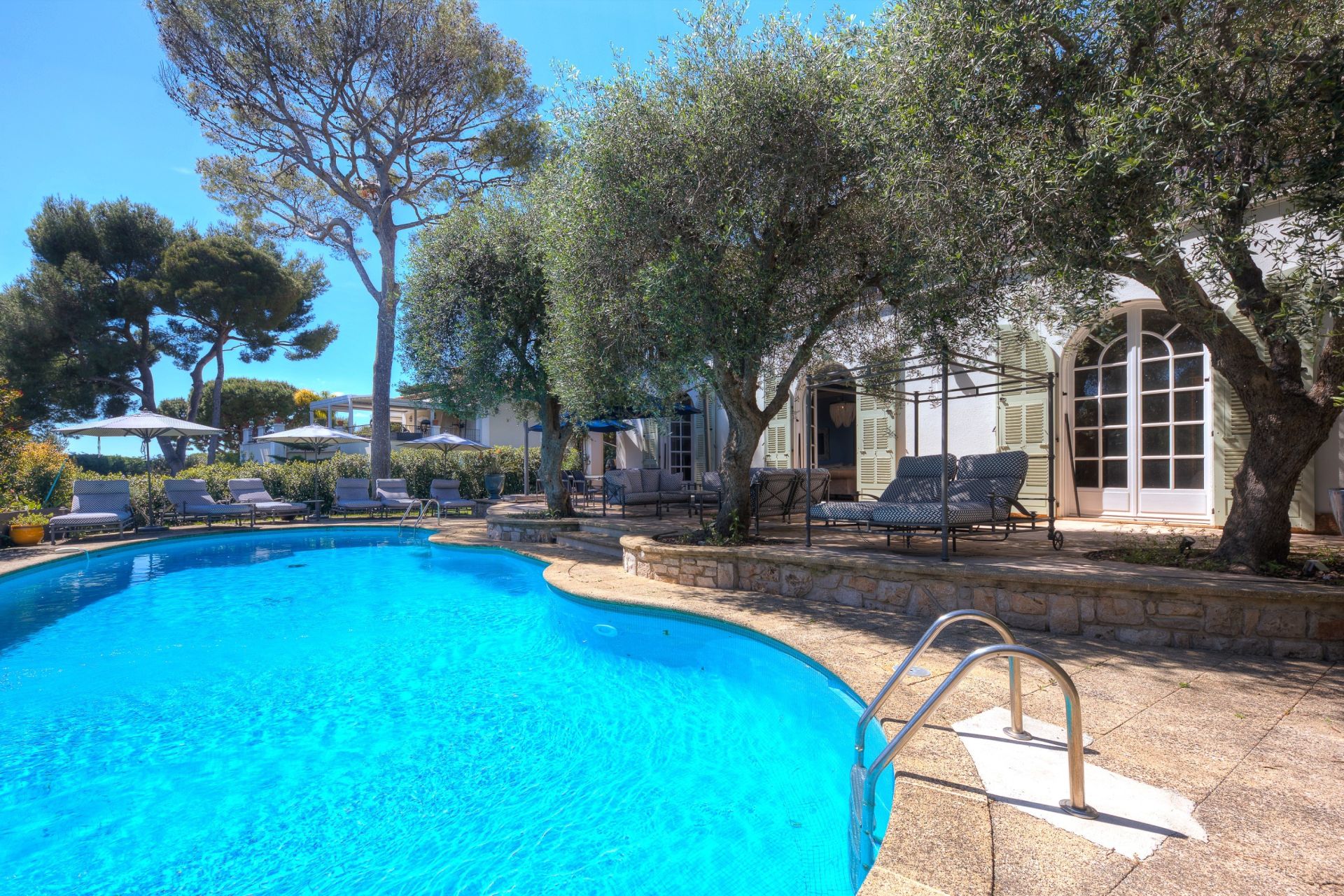 villa 9 Pièces en vente sur ST JEAN CAP FERRAT (06230)