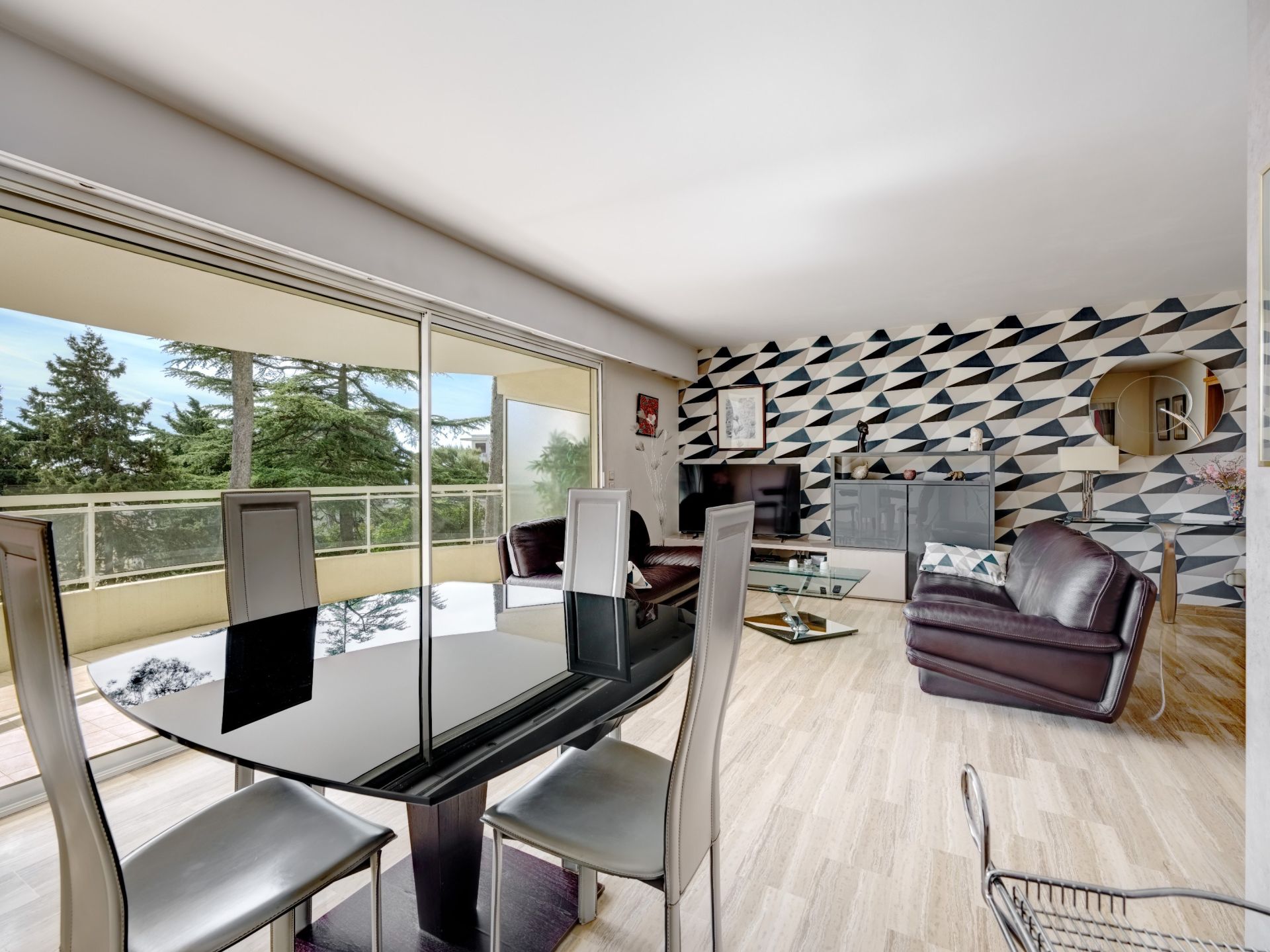 apartment 3 Rooms for sale on LE CANNET (06110)