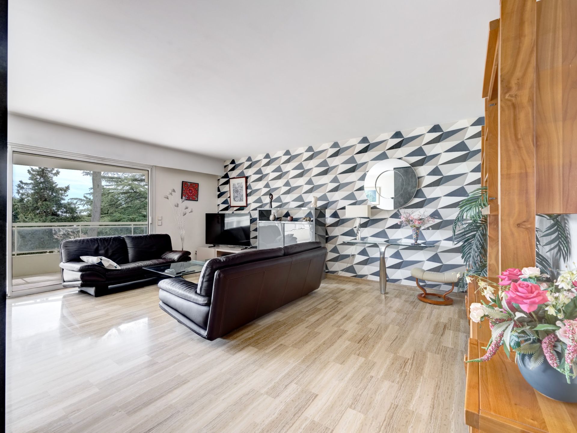 apartment 3 Rooms for sale on LE CANNET (06110)