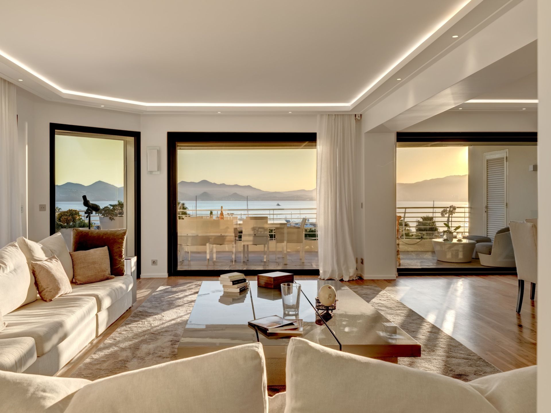 appartement 5 Pièces en vente sur CANNES (06400)