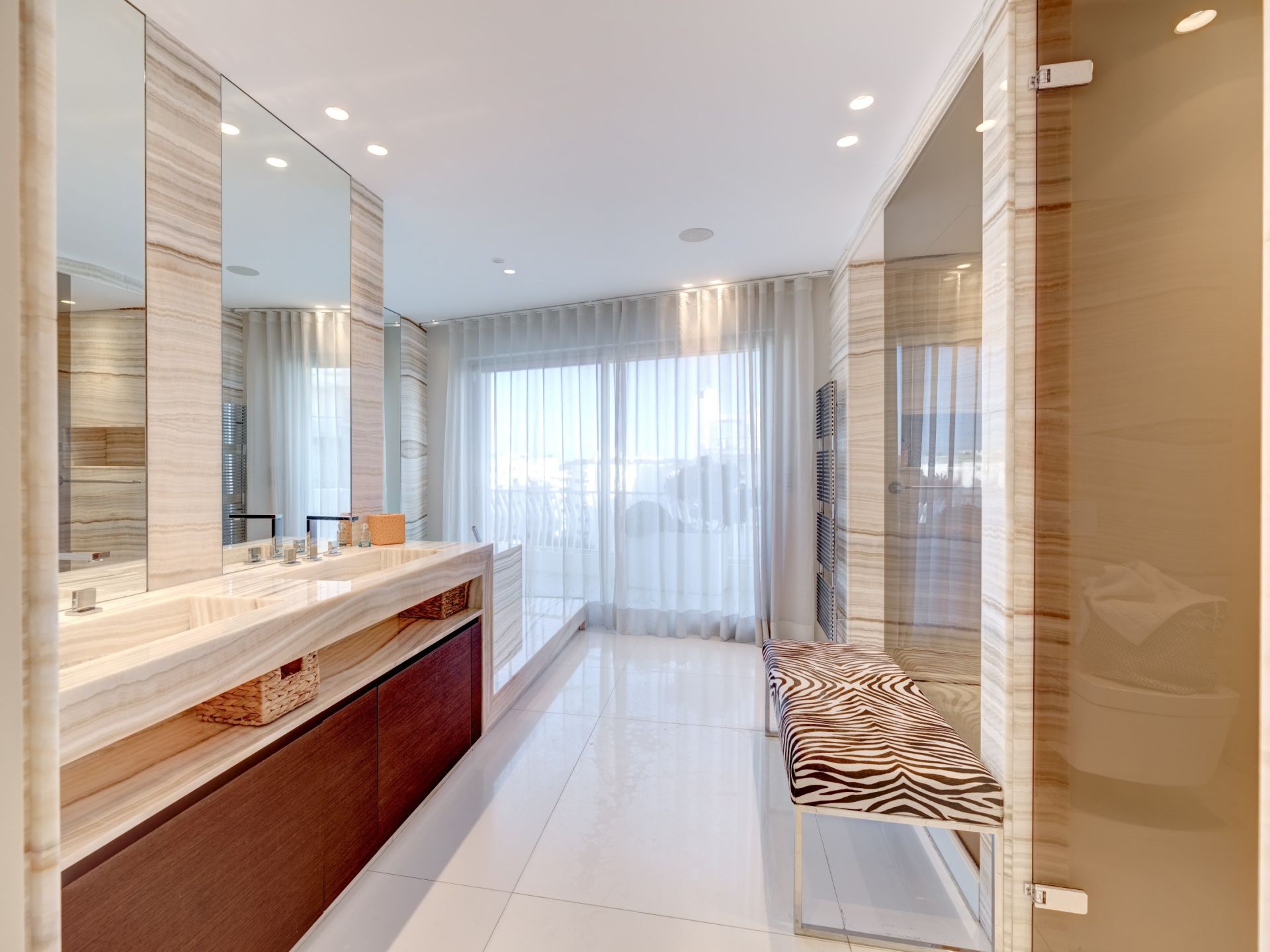 appartement 5 Pièces en vente sur CANNES (06400)