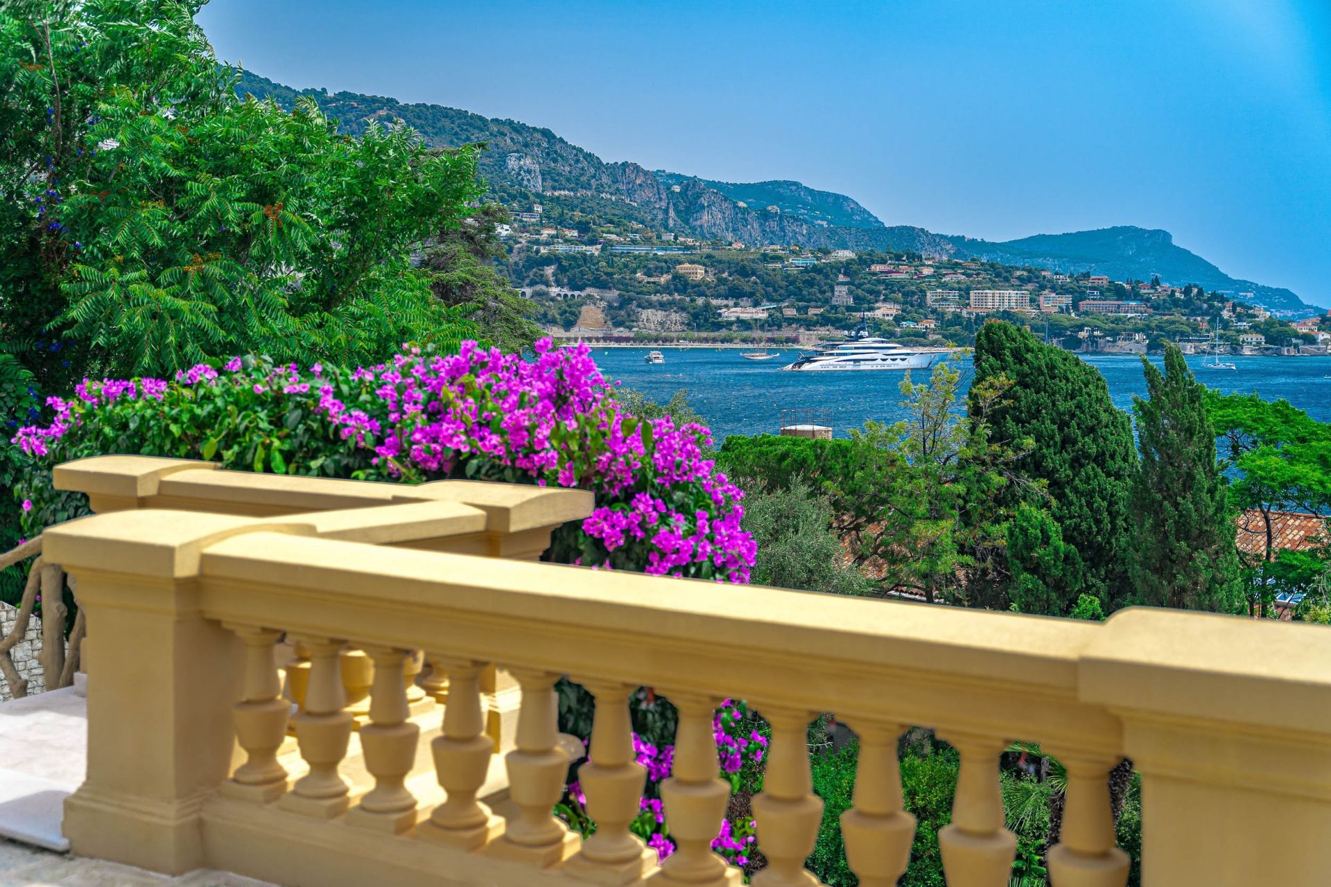 château 9 Pièces en vente sur VILLEFRANCHE SUR MER (06230)