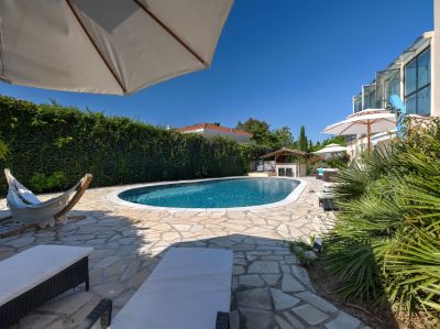Vente Villa Cap D'Antibes 9 Pièces 300 m²