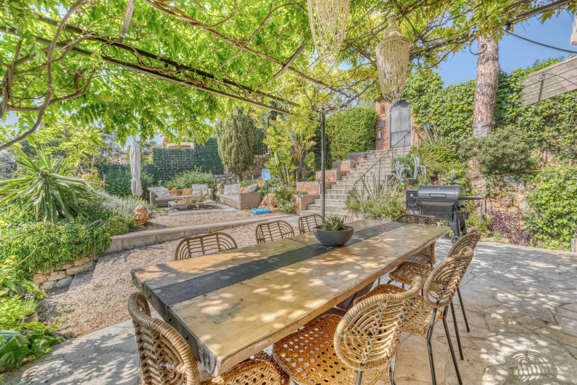 villa 6 Pièces en vente sur VILLEFRANCHE SUR MER (06230)