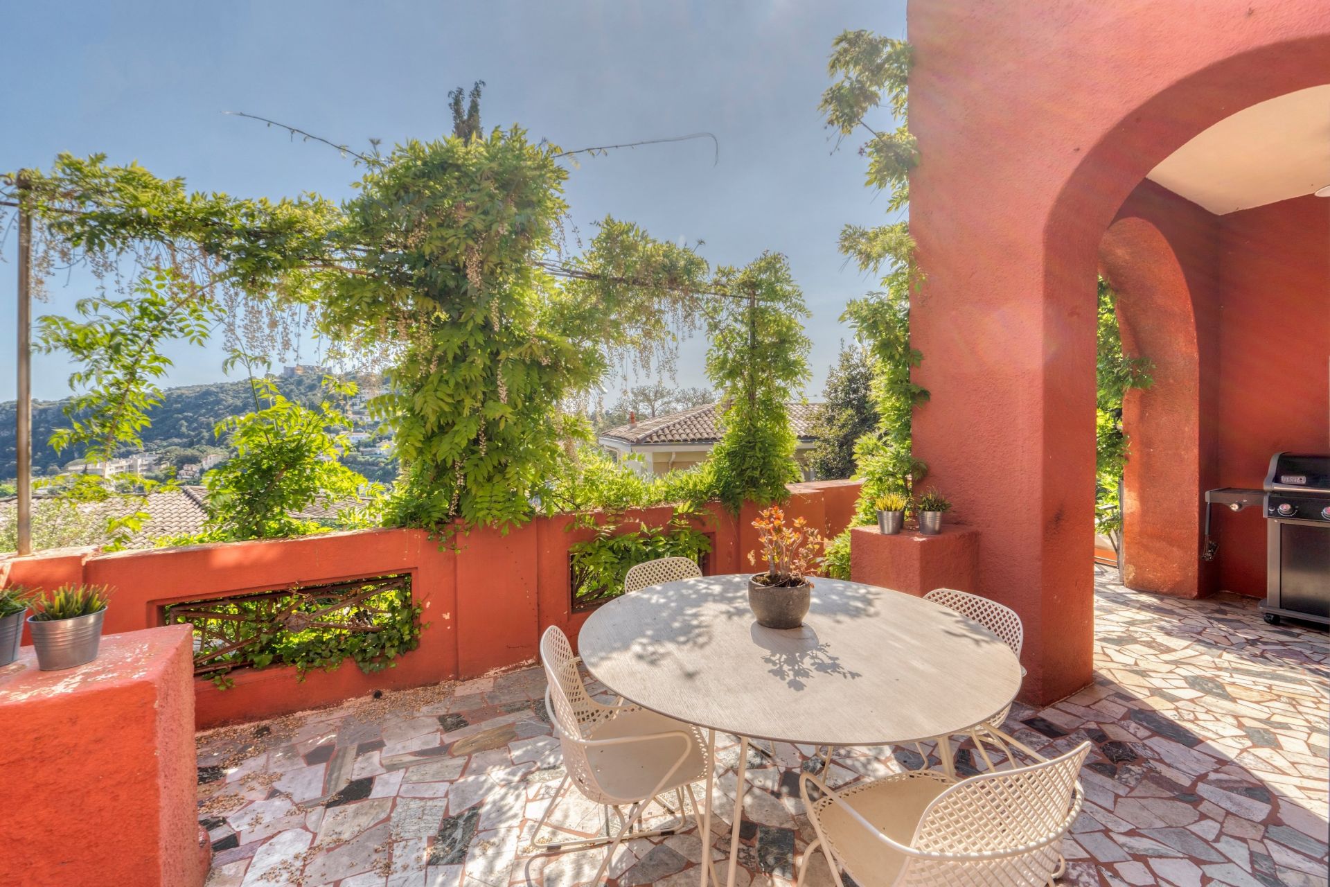 villa 6 Pièces en vente sur VILLEFRANCHE SUR MER (06230)