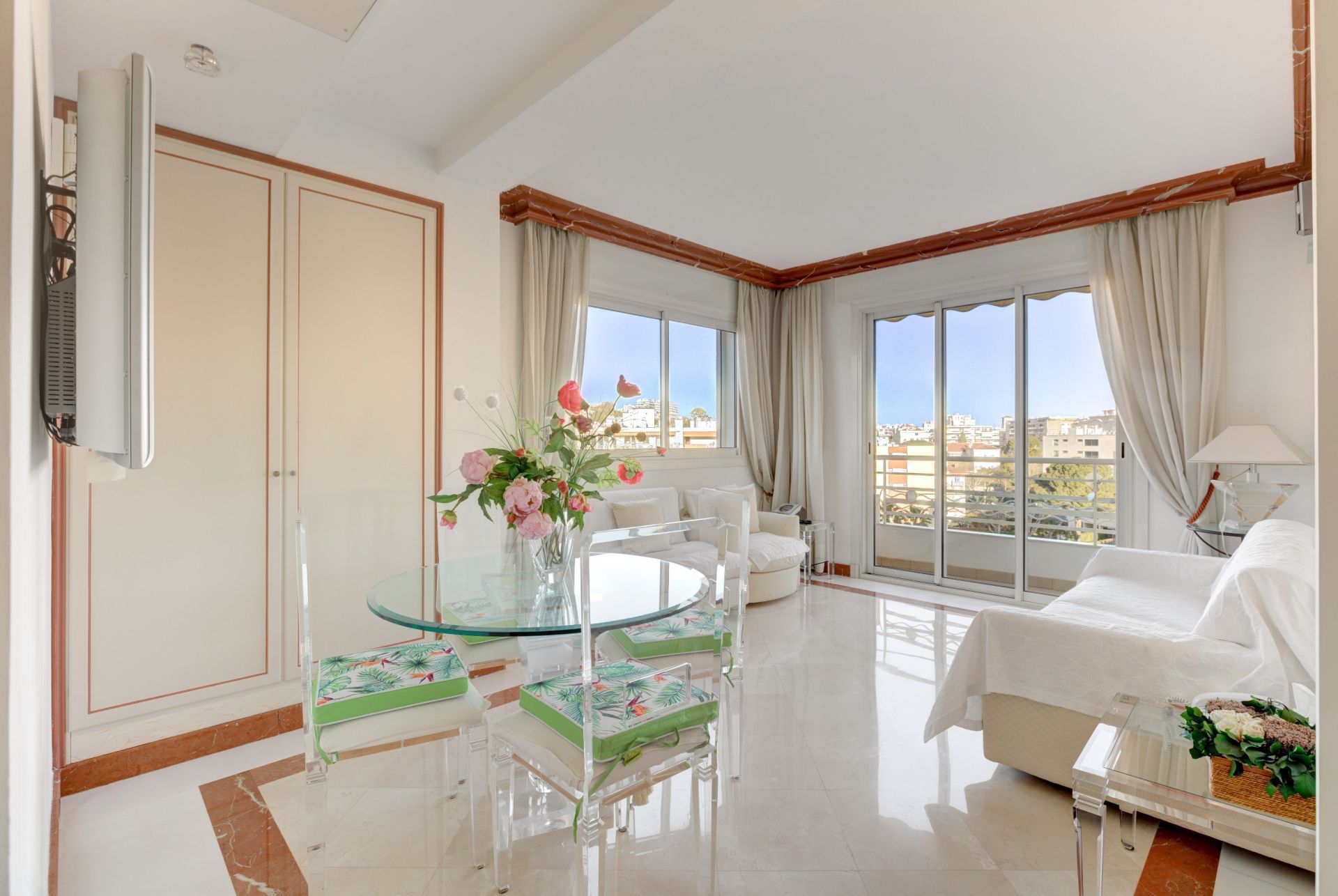 appartement 8 Pièces en vente sur CANNES (06400)