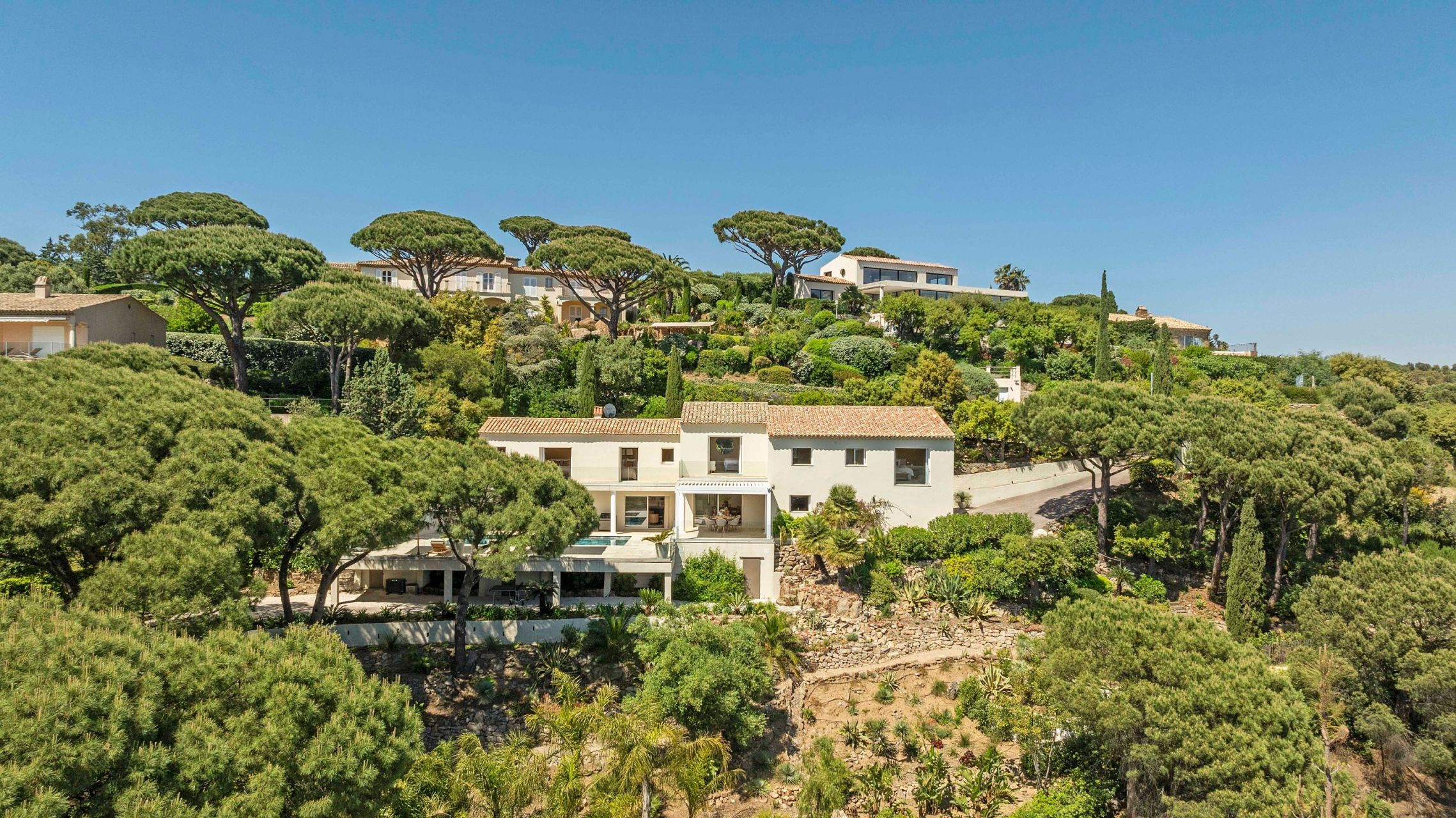 maison contemporaine 7 Pièces en vente sur STE MAXIME (83120)