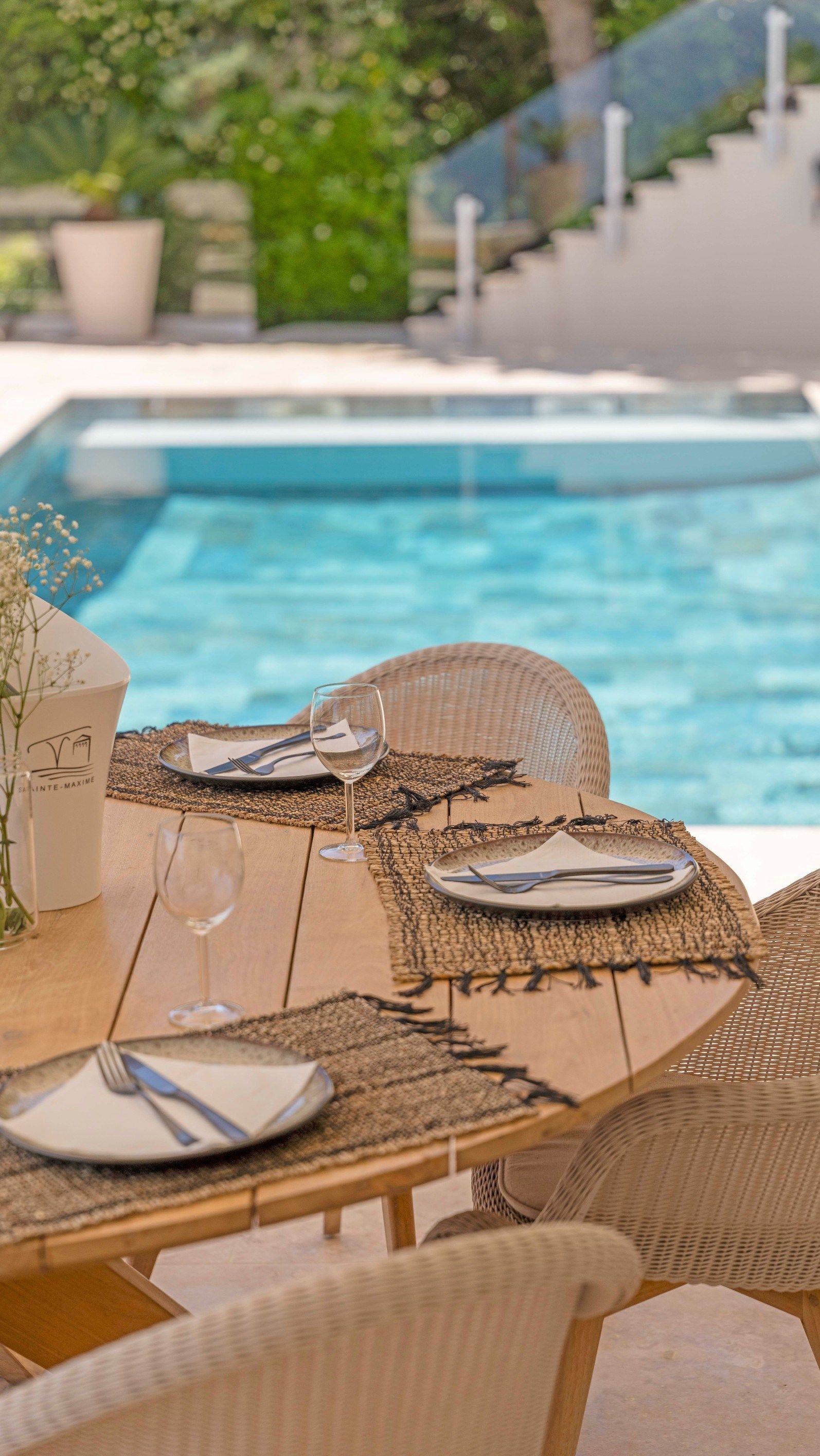 contemporary house 7 Rooms for sale on STE MAXIME (83120)