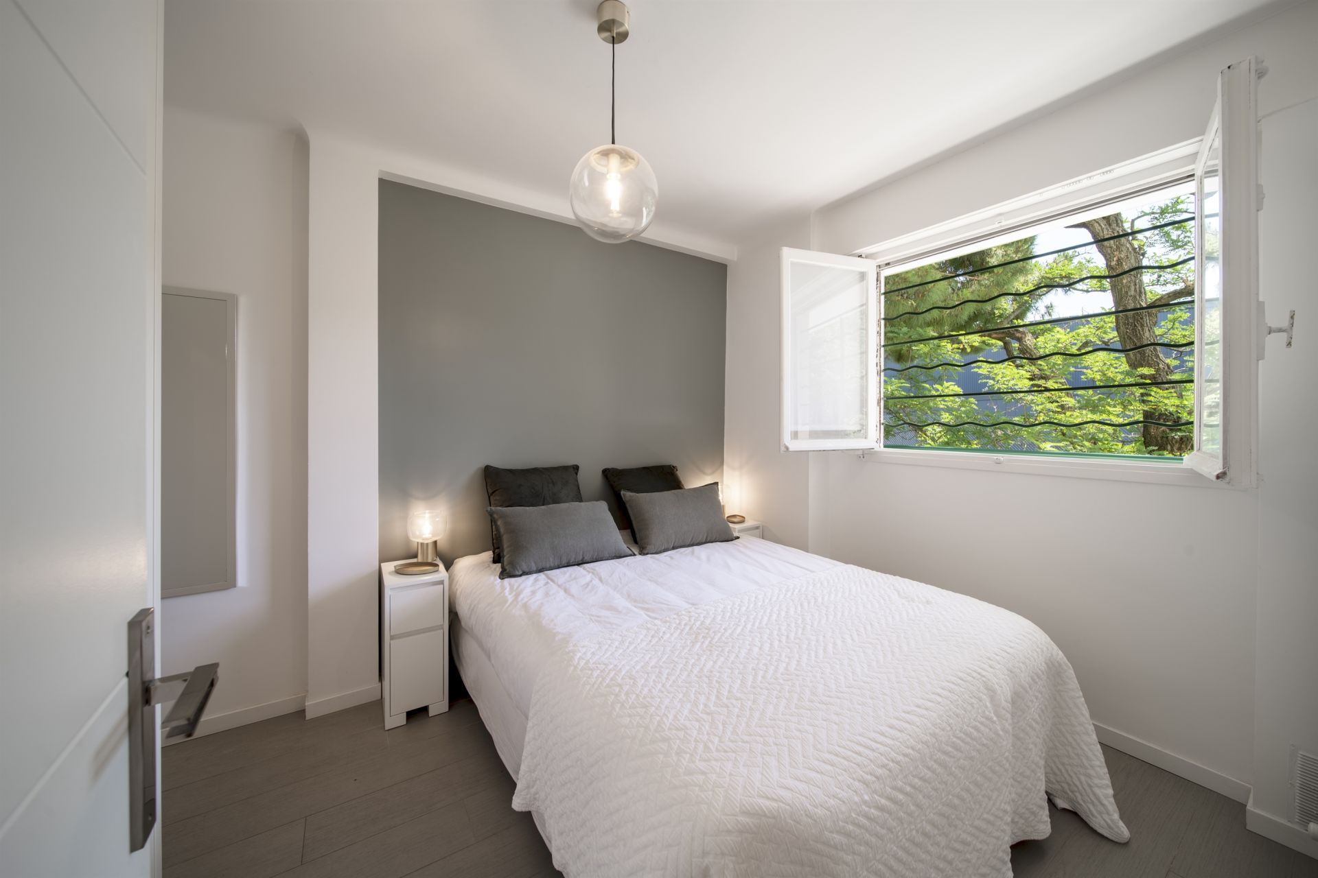 apartment 2 Rooms for sale on CANNES (06400)