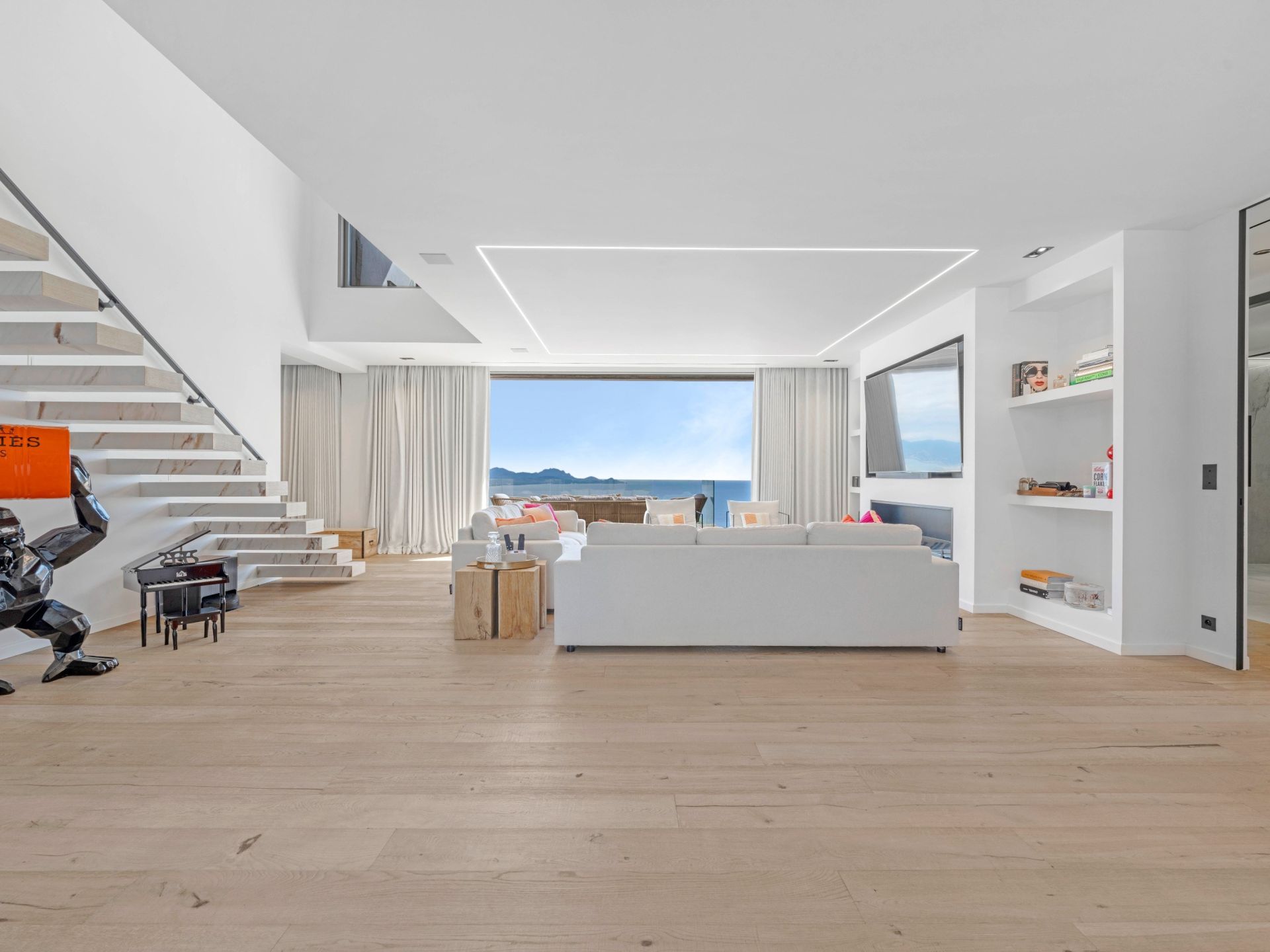 villa 7 Pièces en vente sur LES ISSAMBRES (83380)