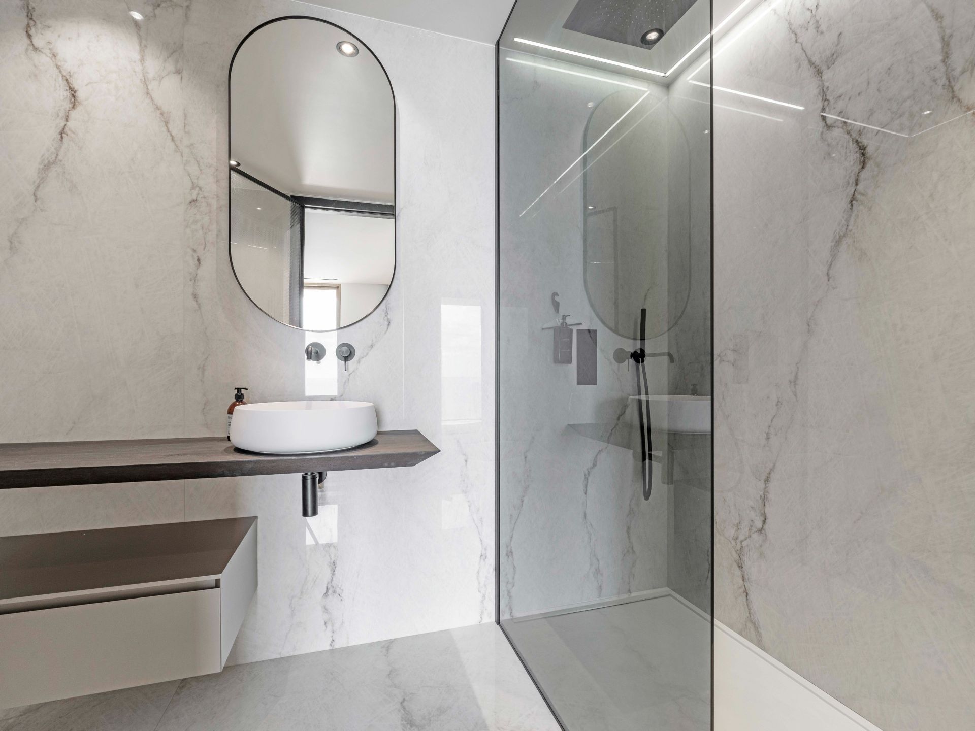 villa 7 Pièces en vente sur LES ISSAMBRES (83380)