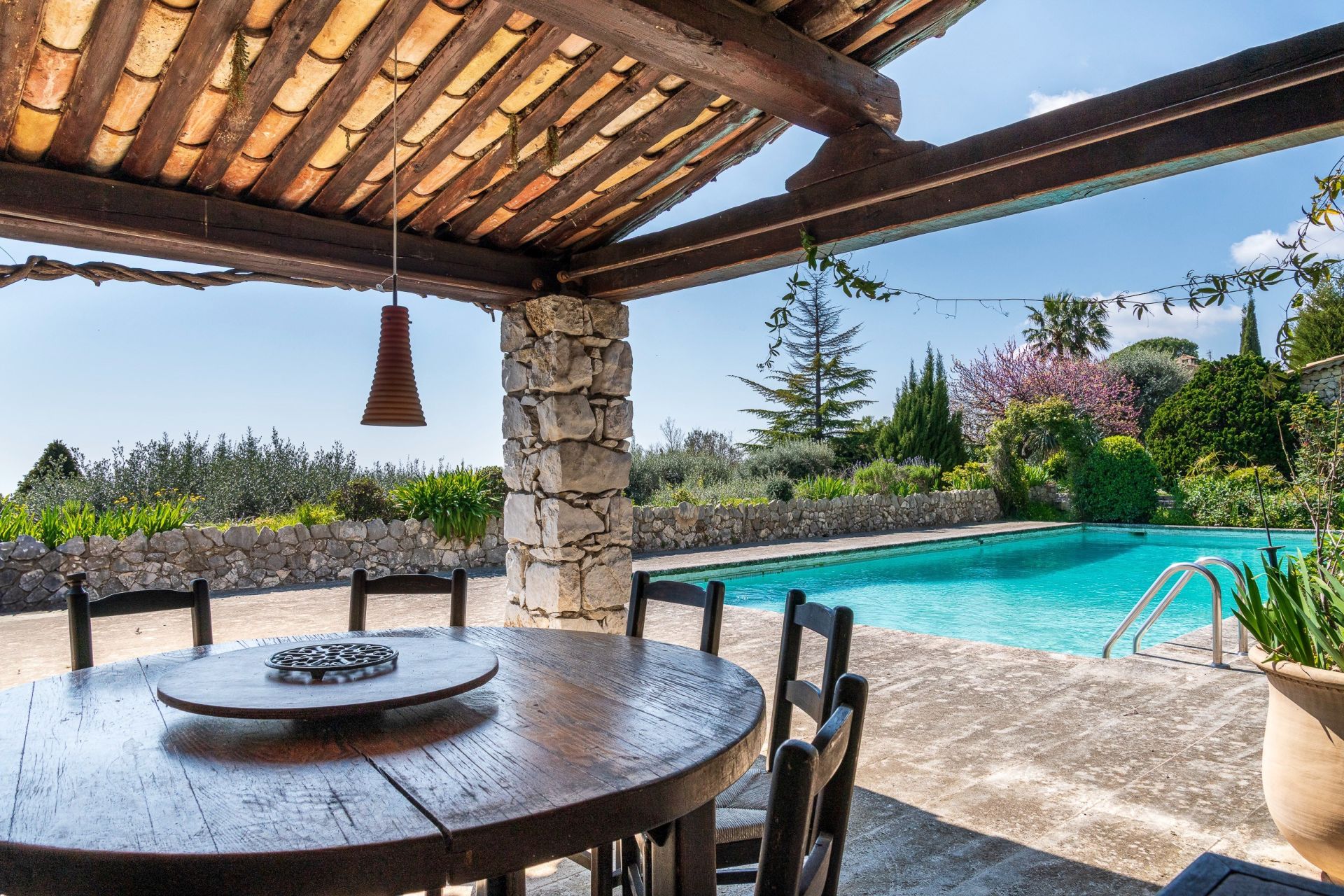 bastide 11 Pièces en vente sur TOURRETTES SUR LOUP (06140)