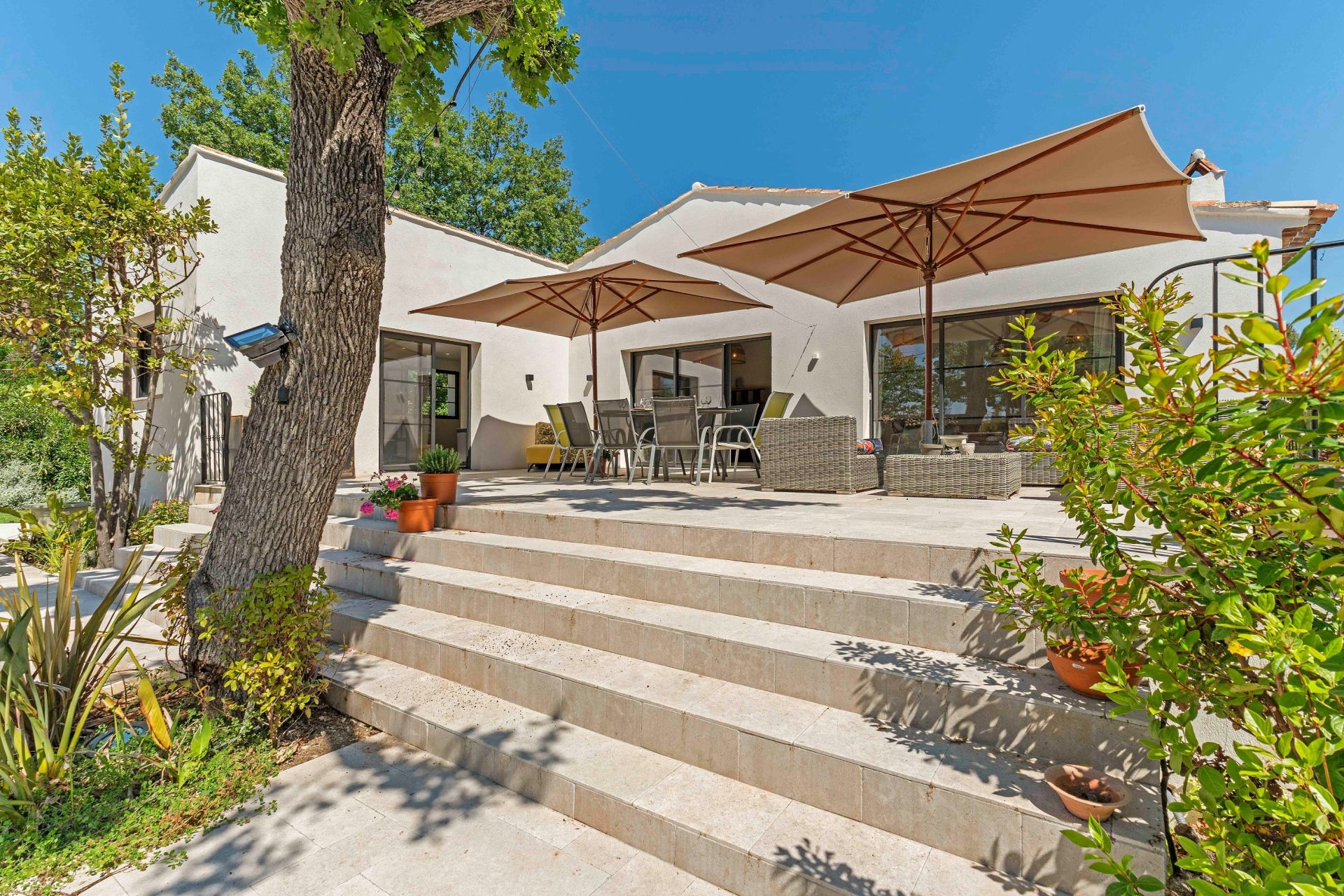 villa 8 Pièces en vente sur GRIMAUD (83310)