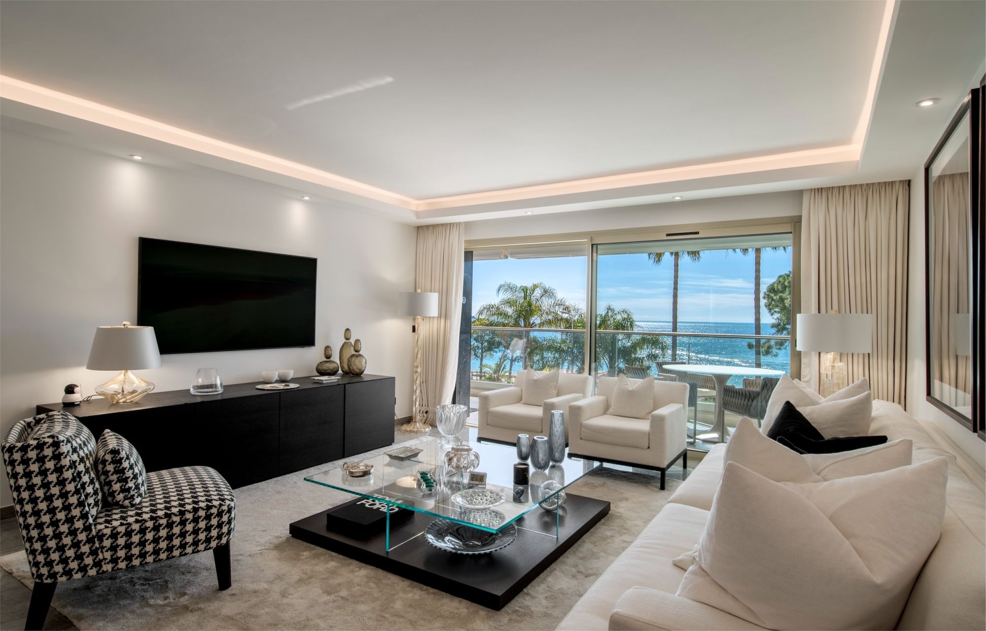 apartment 3 Rooms for sale on CANNES (06400)