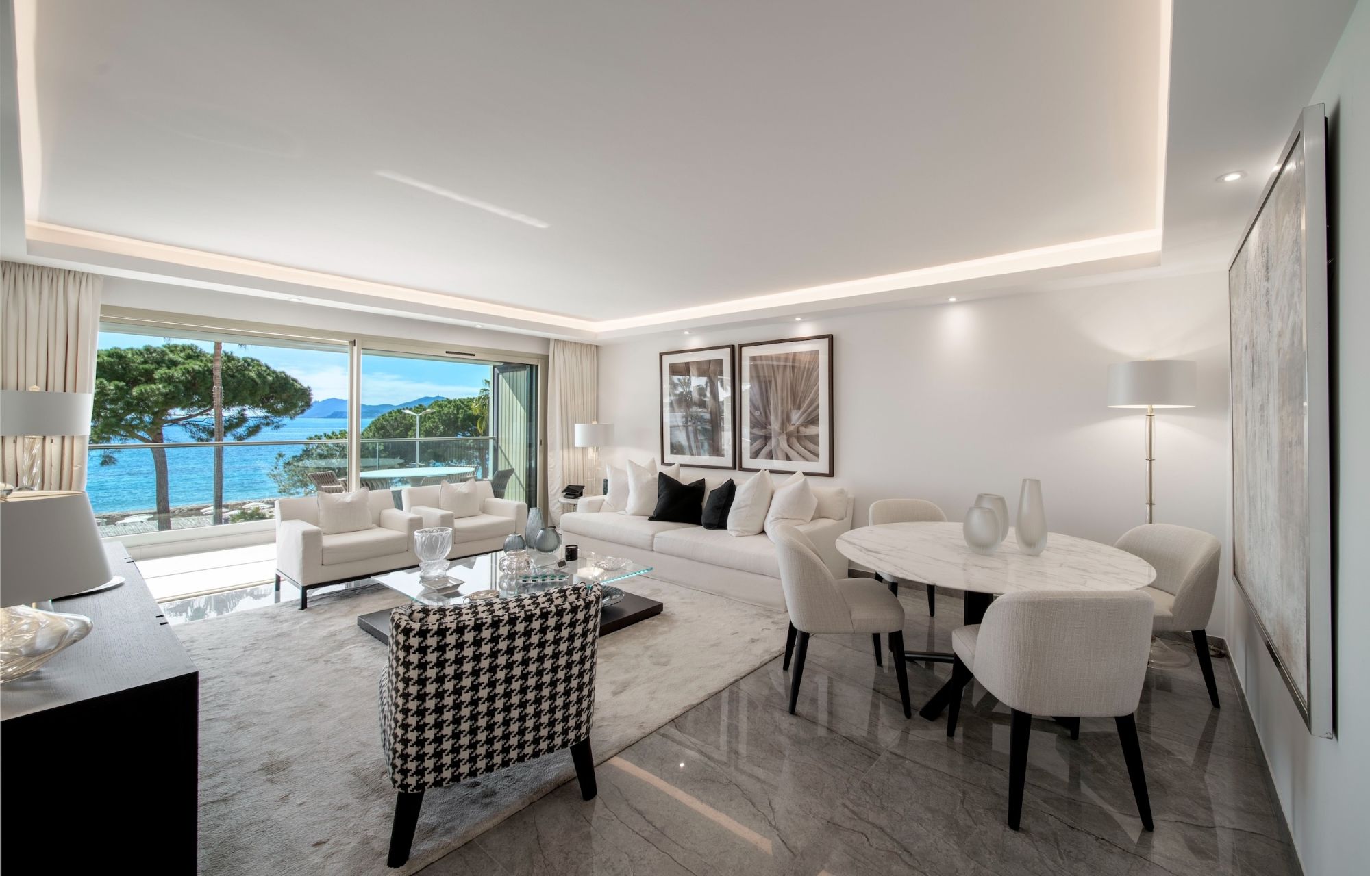 apartment 3 Rooms for sale on CANNES (06400)