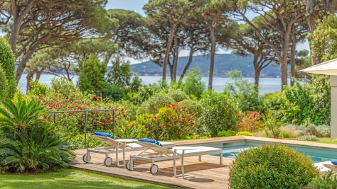Sale Contemporary house Grimaud 10&nbsp;Rooms 305&nbsp;m²