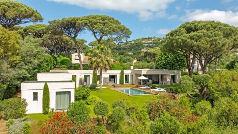 Sale Contemporary house Grimaud 10&nbsp;Rooms 305&nbsp;m²