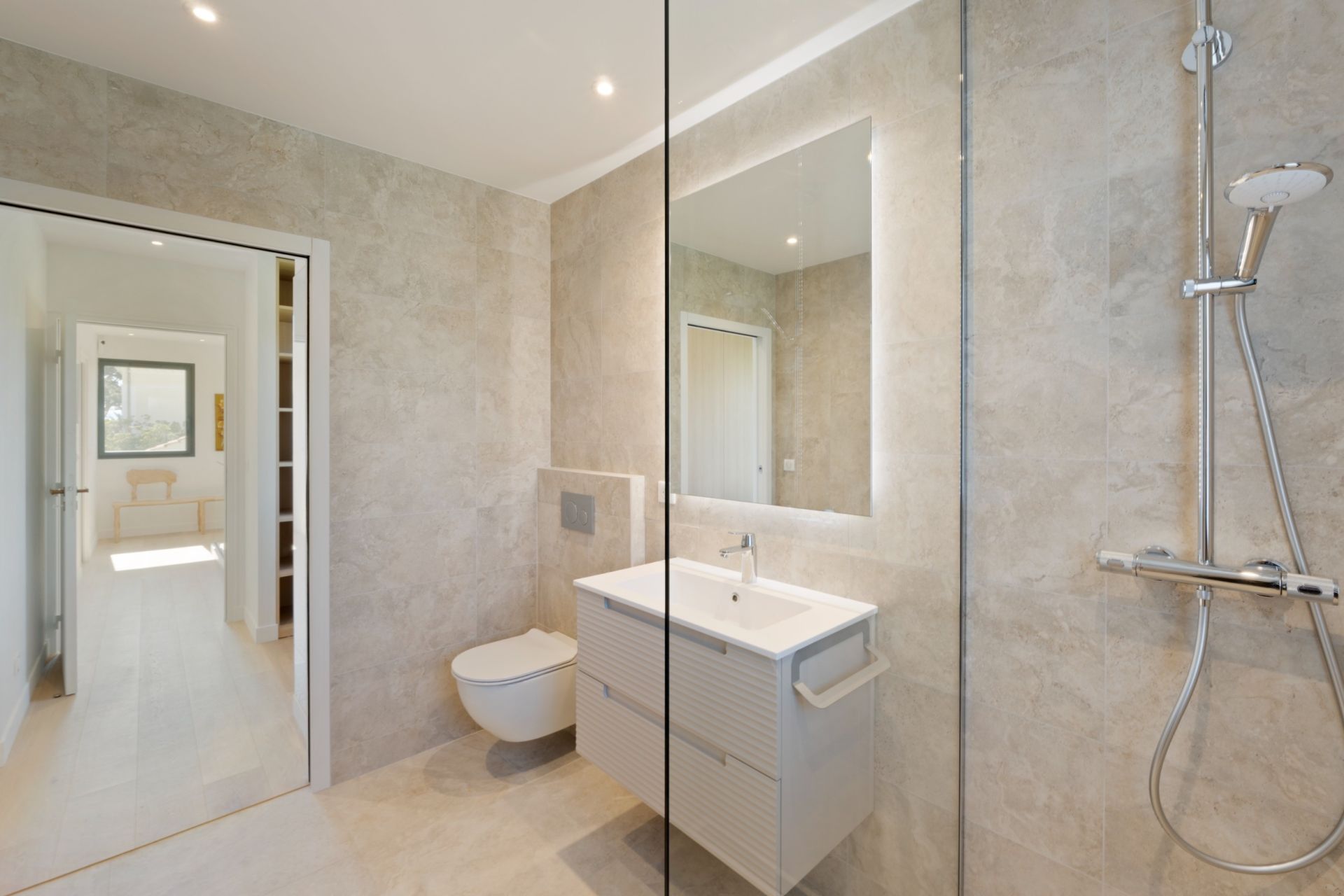 villa 5 Pièces en vente sur CAP D ANTIBES (06160)