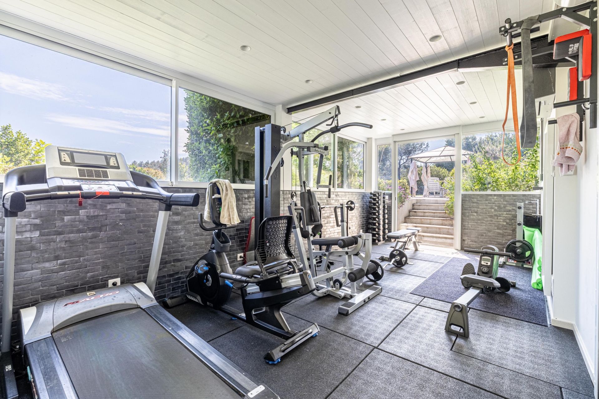 villa 9 Pièces en vente sur VALBONNE (06560)