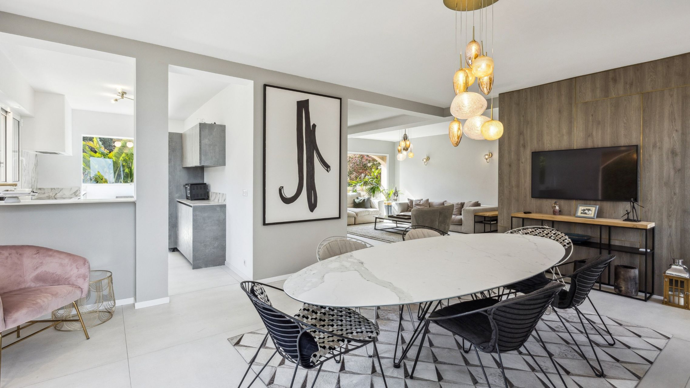 villa 10 Pièces en vente sur VALLAURIS (06220)