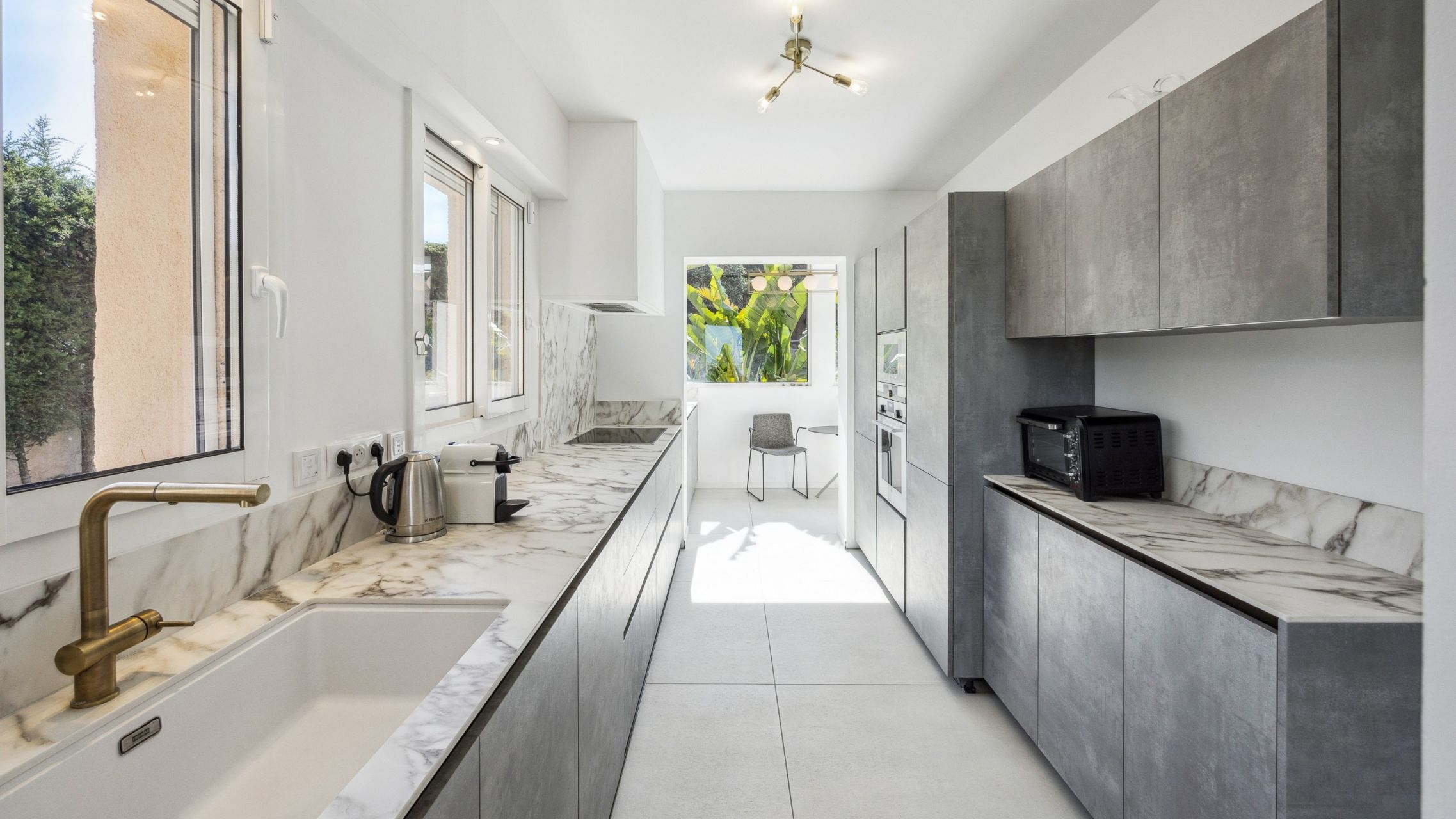 villa 10 Pièces en vente sur VALLAURIS (06220)