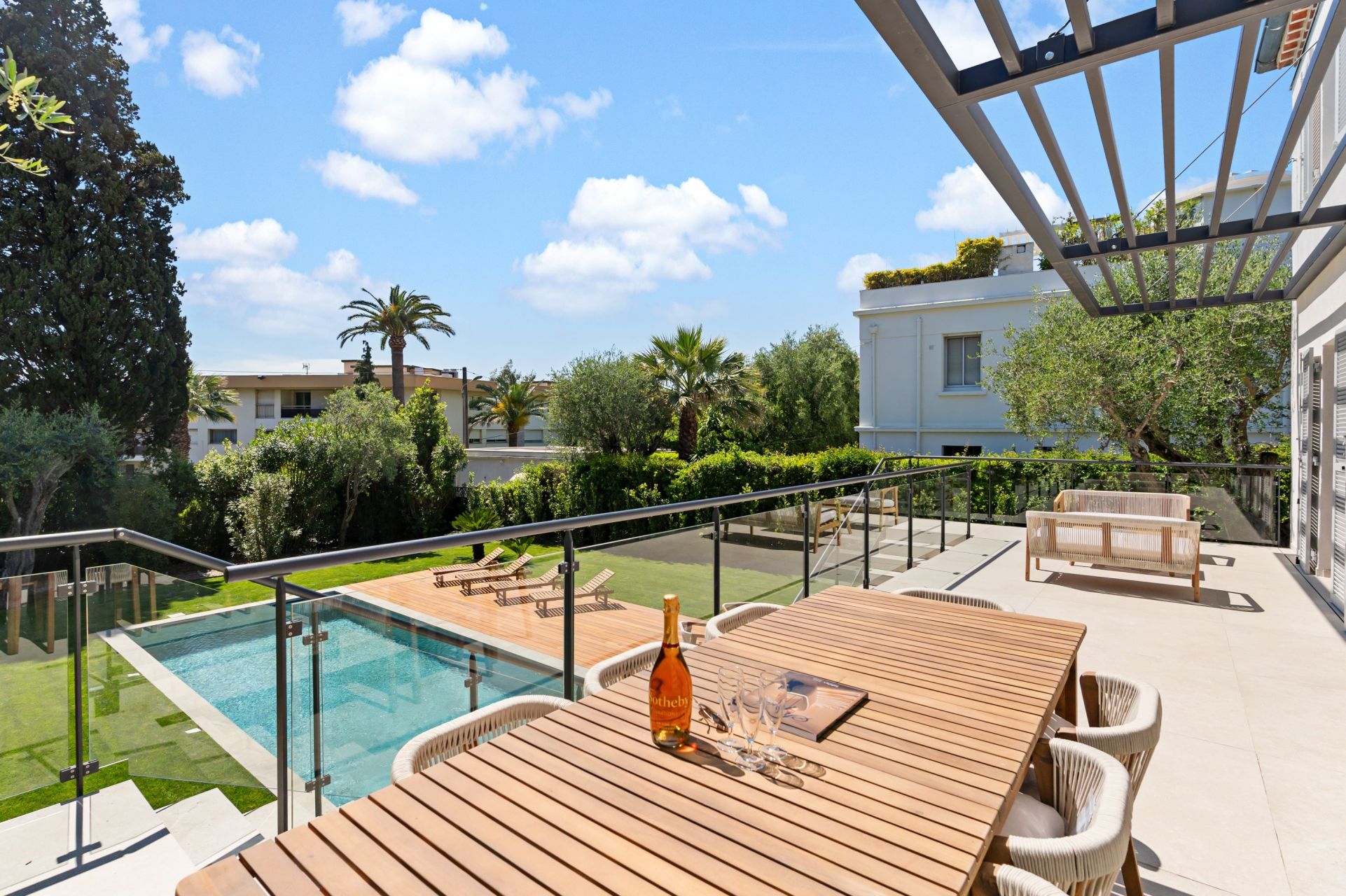 villa 8 Pièces en vente sur CANNES (06400)