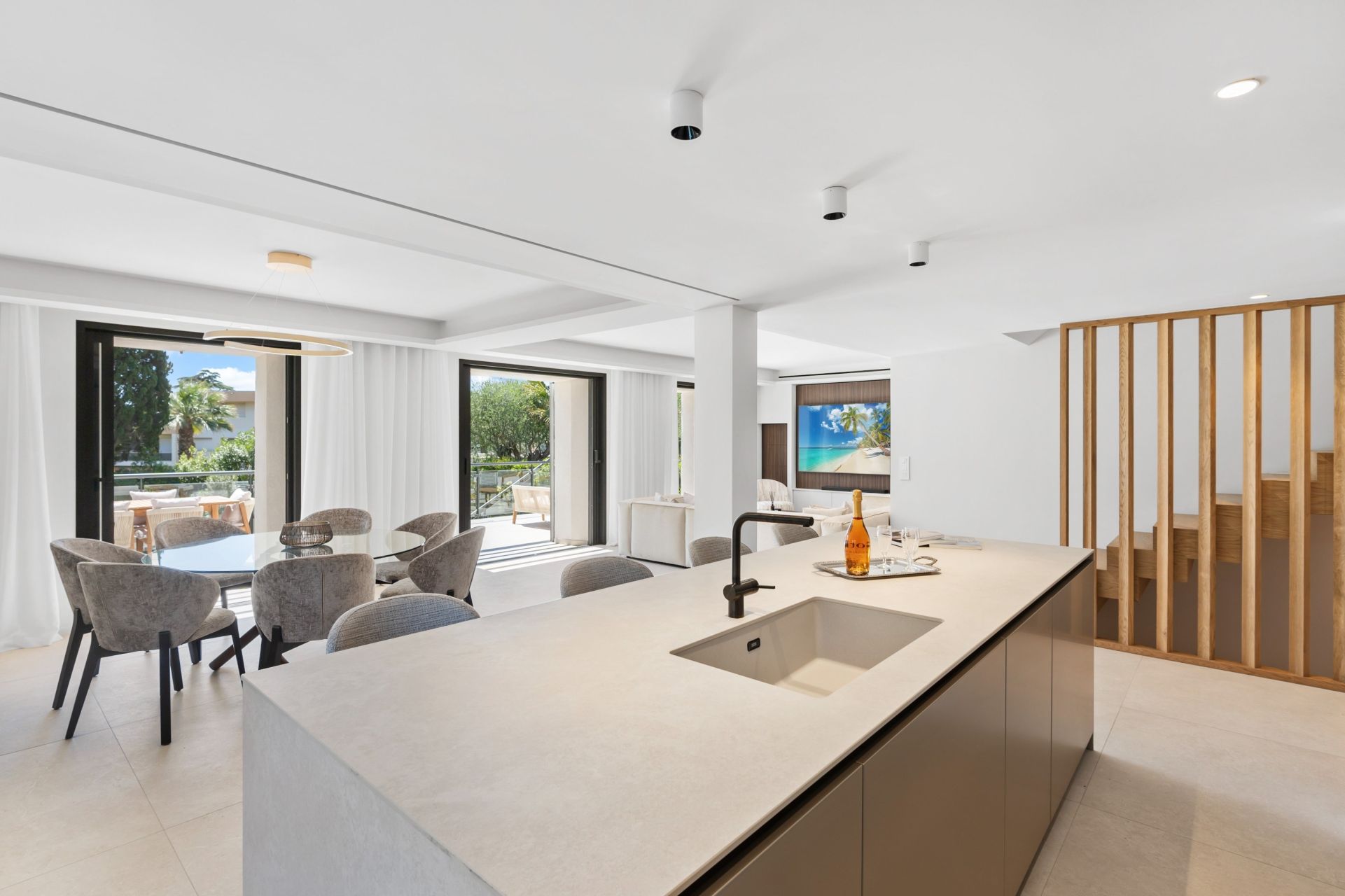 villa 8 Pièces en vente sur CANNES (06400)