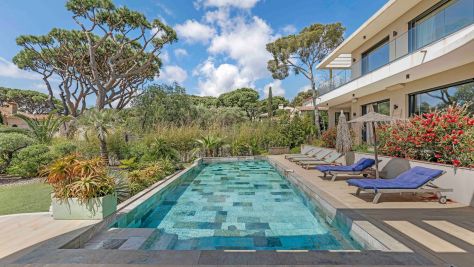 Sale Contemporary house Sainte-Maxime 9 Rooms 394 m²