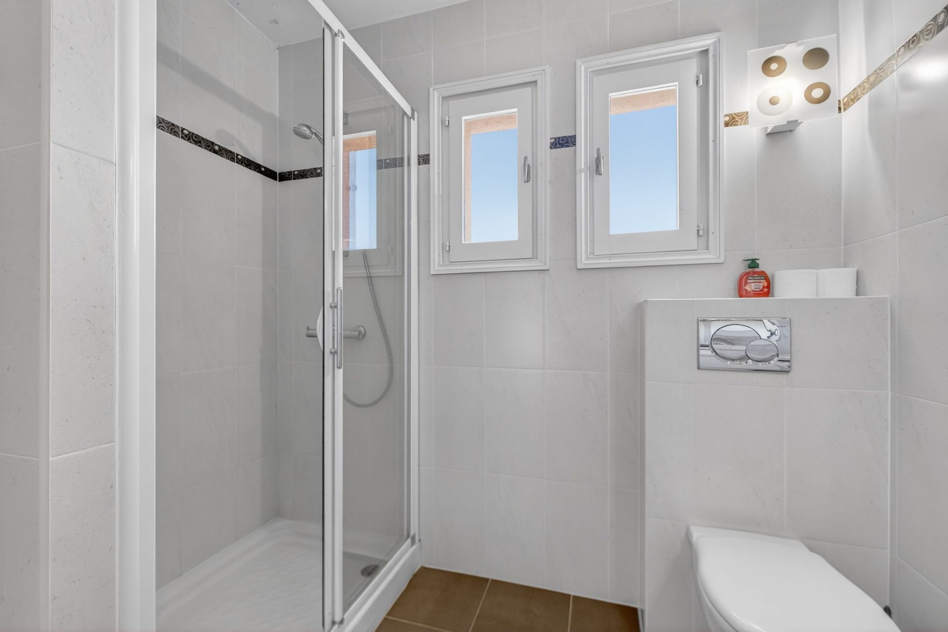 maison contemporaine 5 Pièces en vente sur THEOULE SUR MER (06590)
