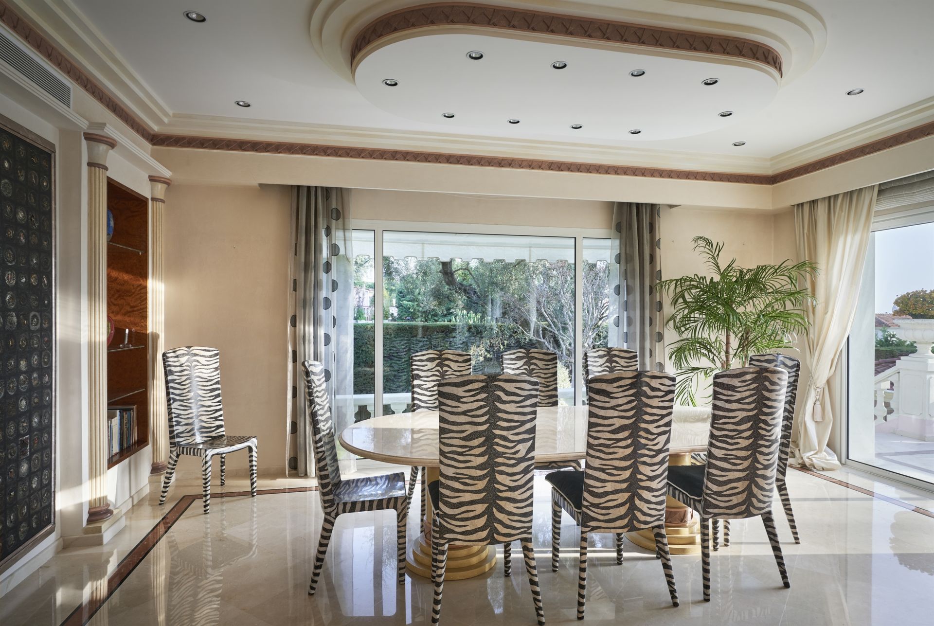 hôtel particulier 9 Pièces en vente sur CAP D ANTIBES (06160)