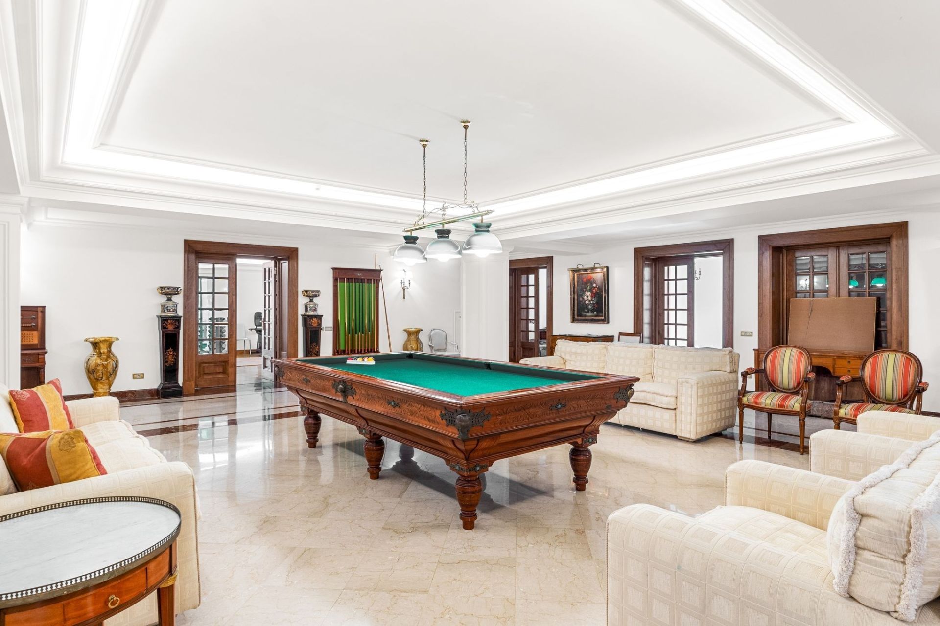 maison de maître 18 Pièces en vente sur VILLEFRANCHE SUR MER (06230)