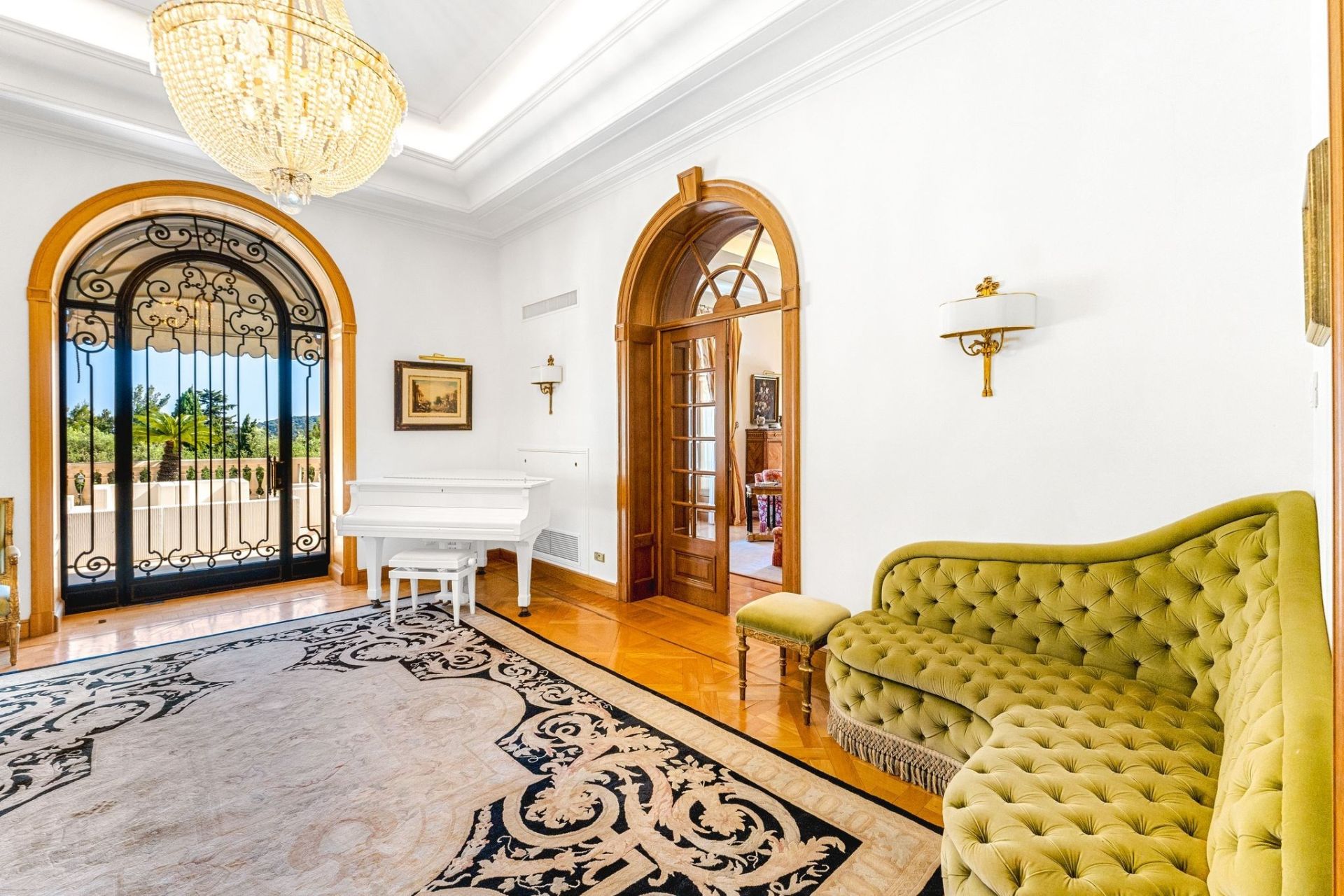 maison de maître 18 Pièces en vente sur VILLEFRANCHE SUR MER (06230)