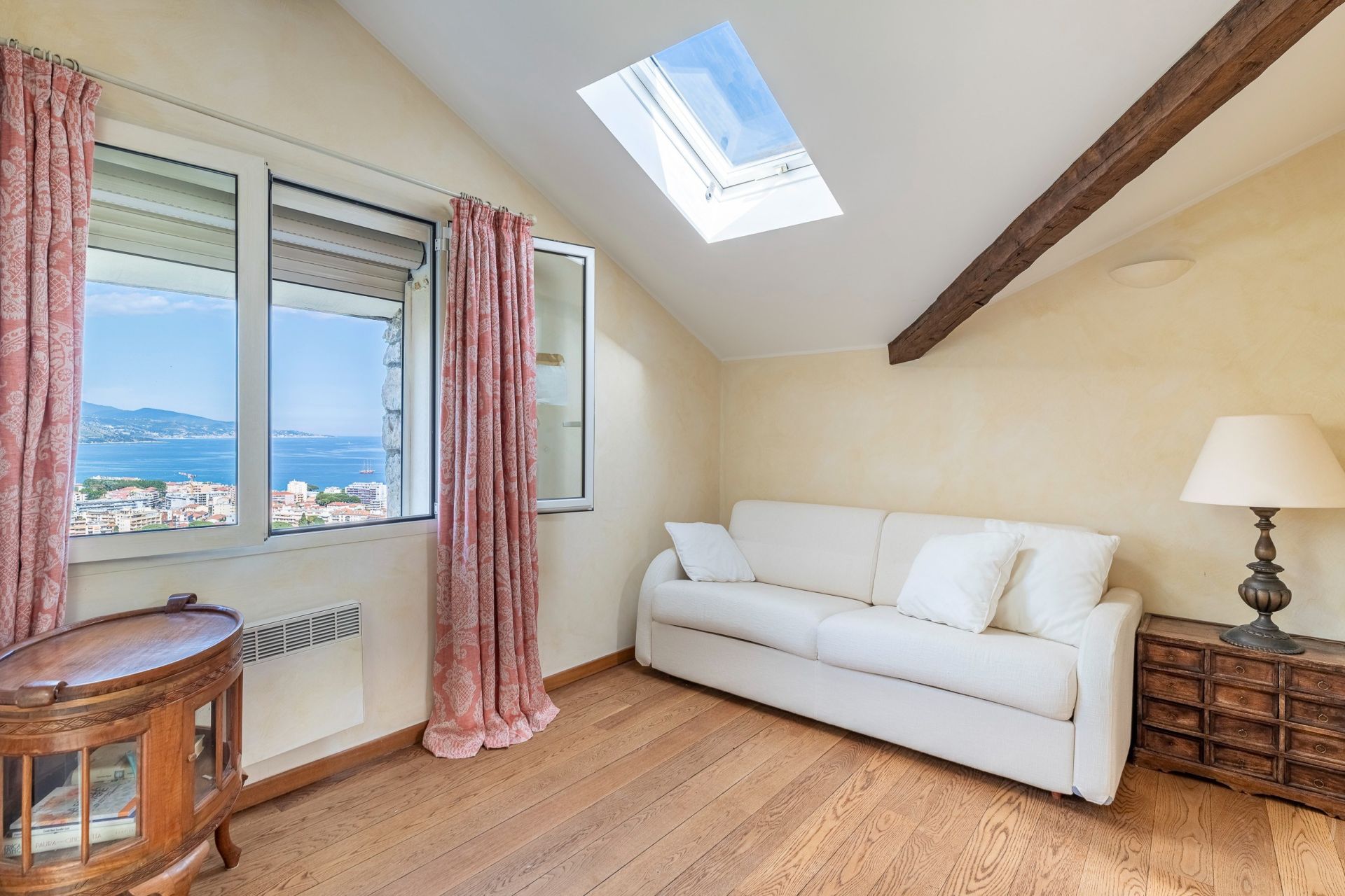 duplex 3 Rooms for sale on ROQUEBRUNE CAP MARTIN (06190)