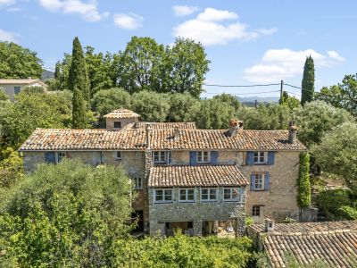 Vente Maison provençale Le Rouret 6 Pièces 290 m²