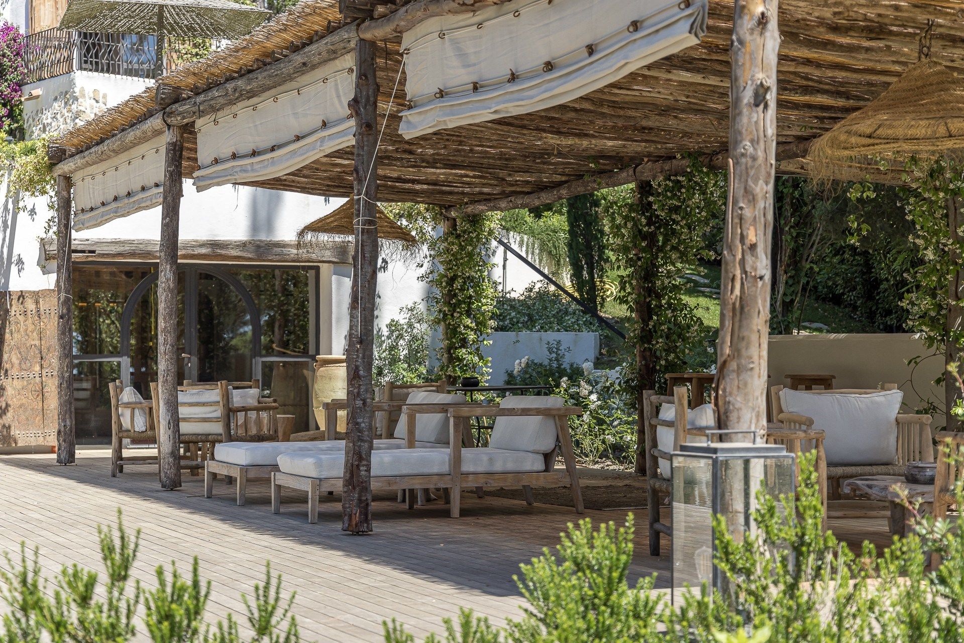 villa 7 Pièces en vente sur MOUGINS (06250)