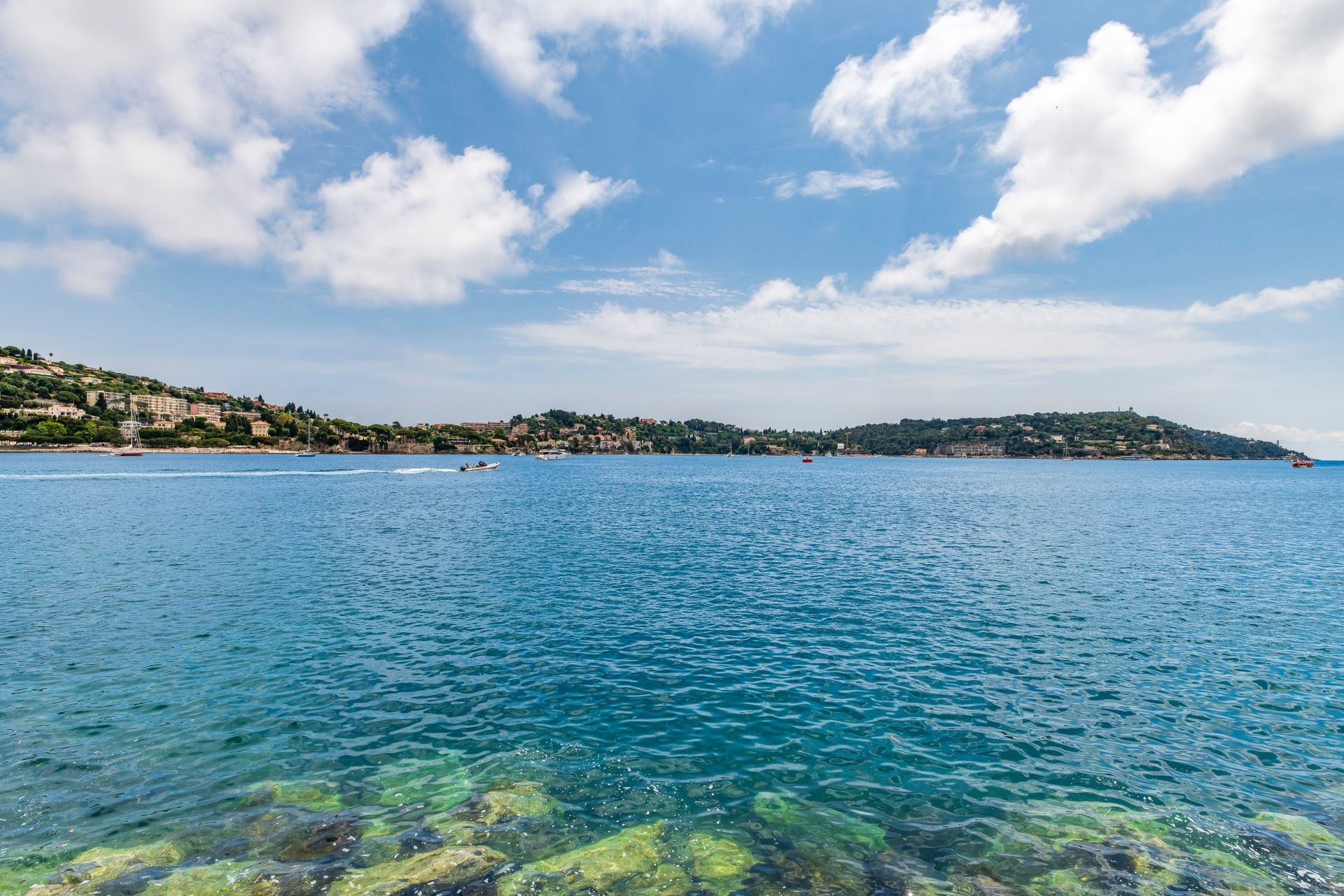 apartment 3 Rooms for sale on VILLEFRANCHE SUR MER (06230)