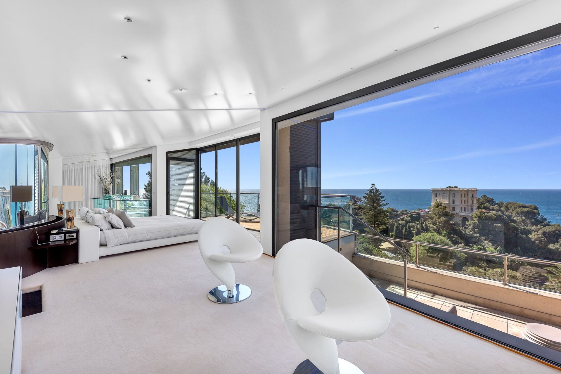 maison contemporaine 10 Pièces en vente sur ROQUEBRUNE CAP MARTIN (06190)